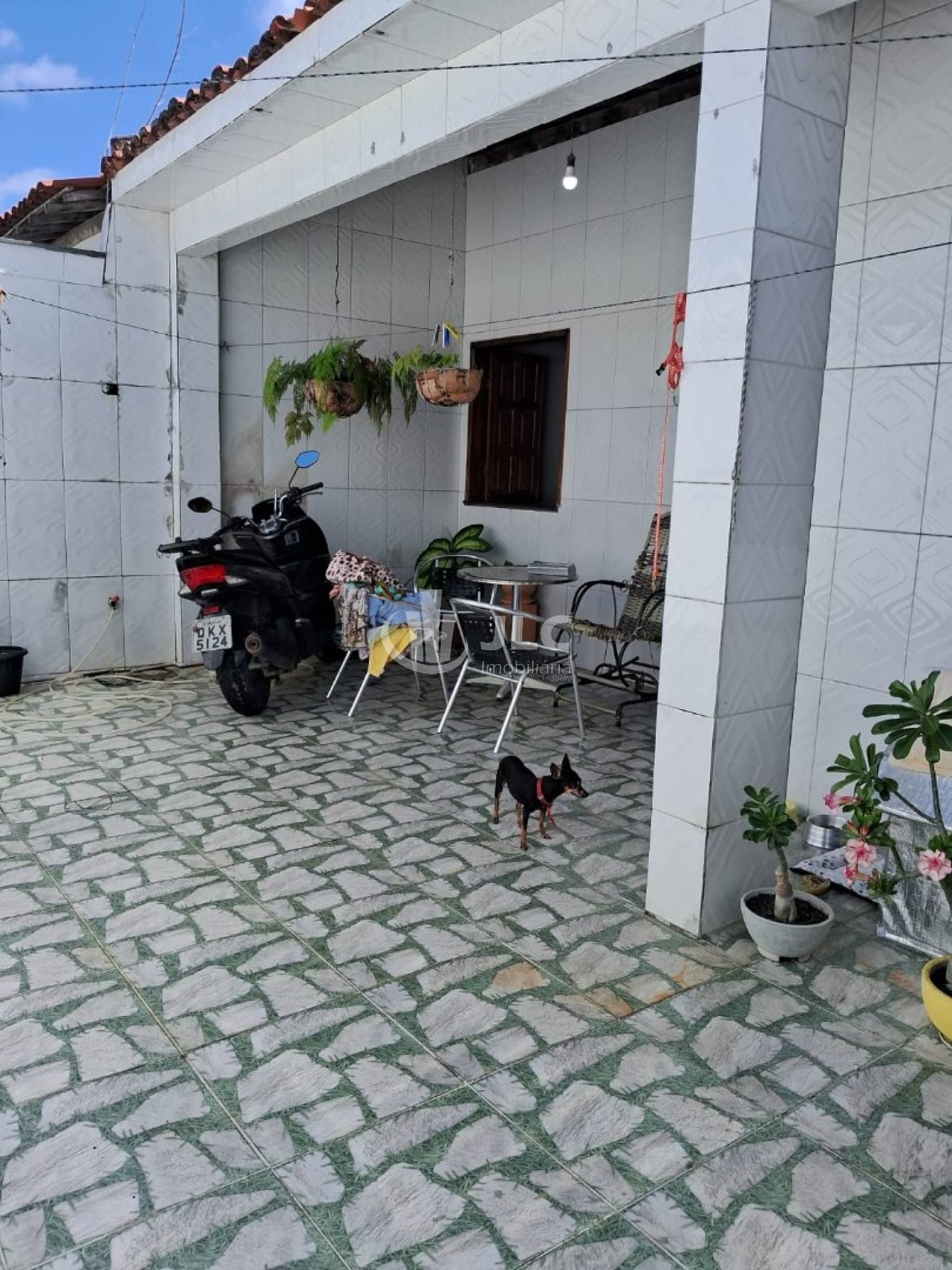 CASA NO SÃO CONRADO