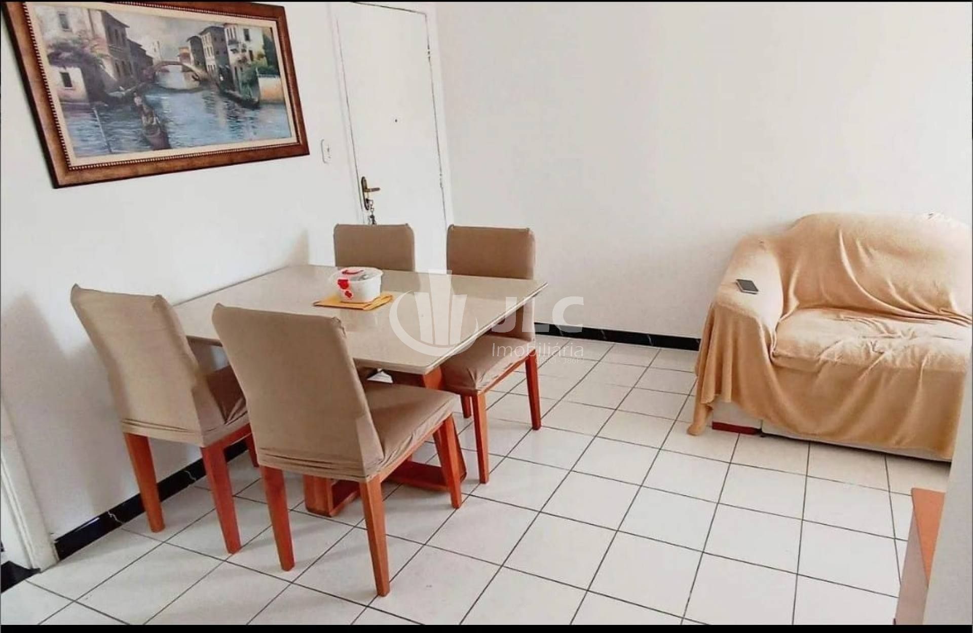 Excelente apartamento á venda no bairro Ponto Novo