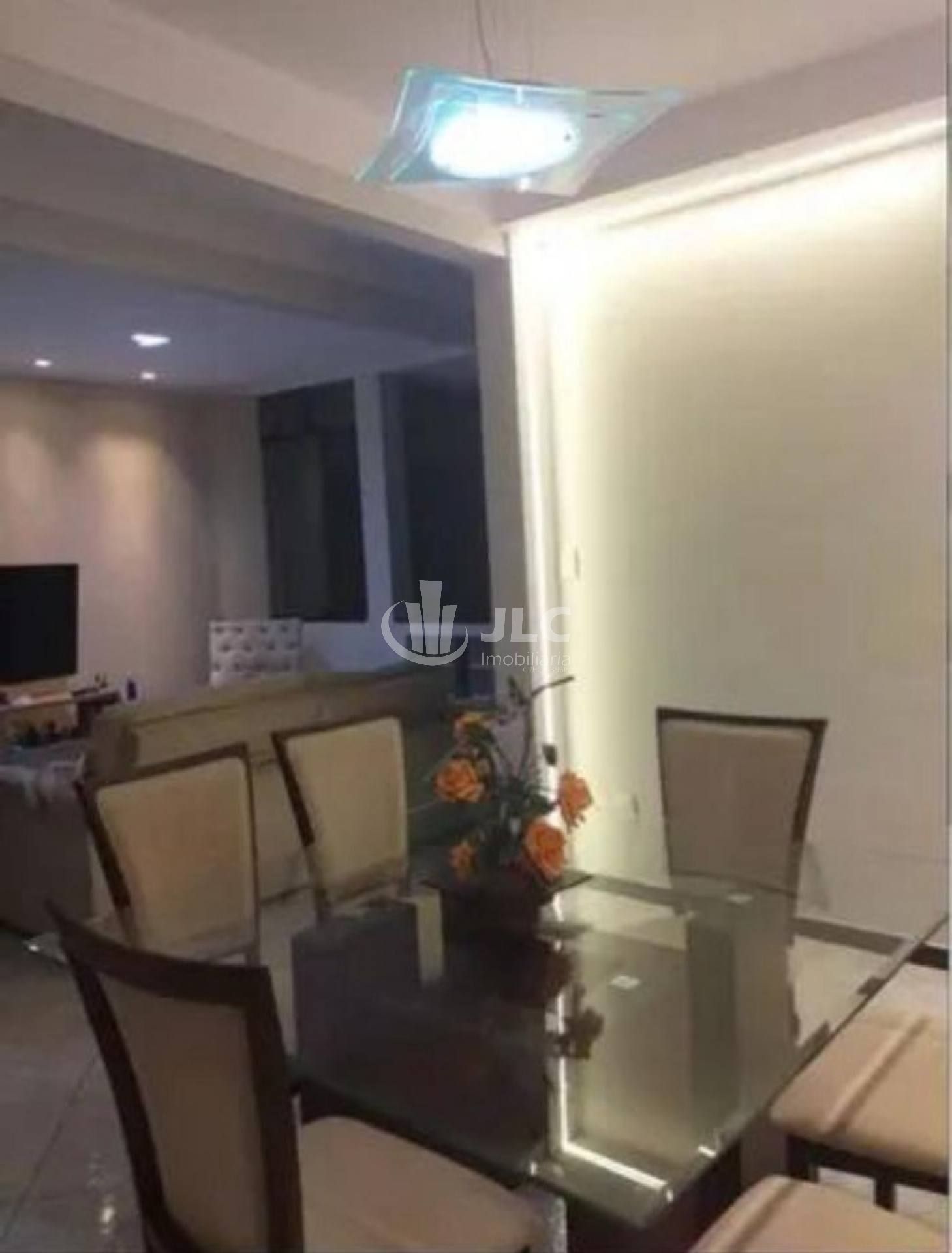 Casa com 2 Pavimentos à venda no bairro Aeroporto