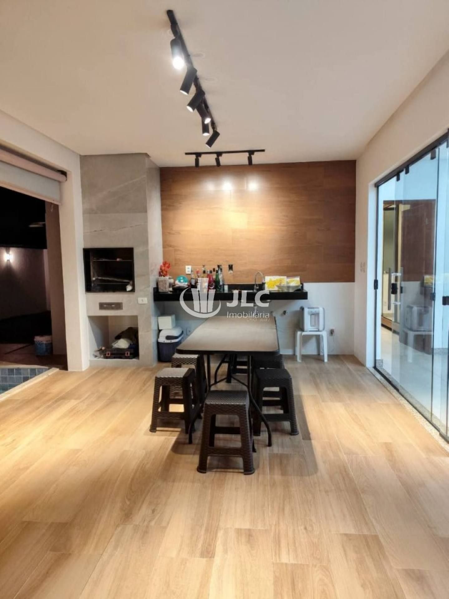 Casa para Vender no Condomínio Terras Alphaville 2 – Conforto e Sofisticação!