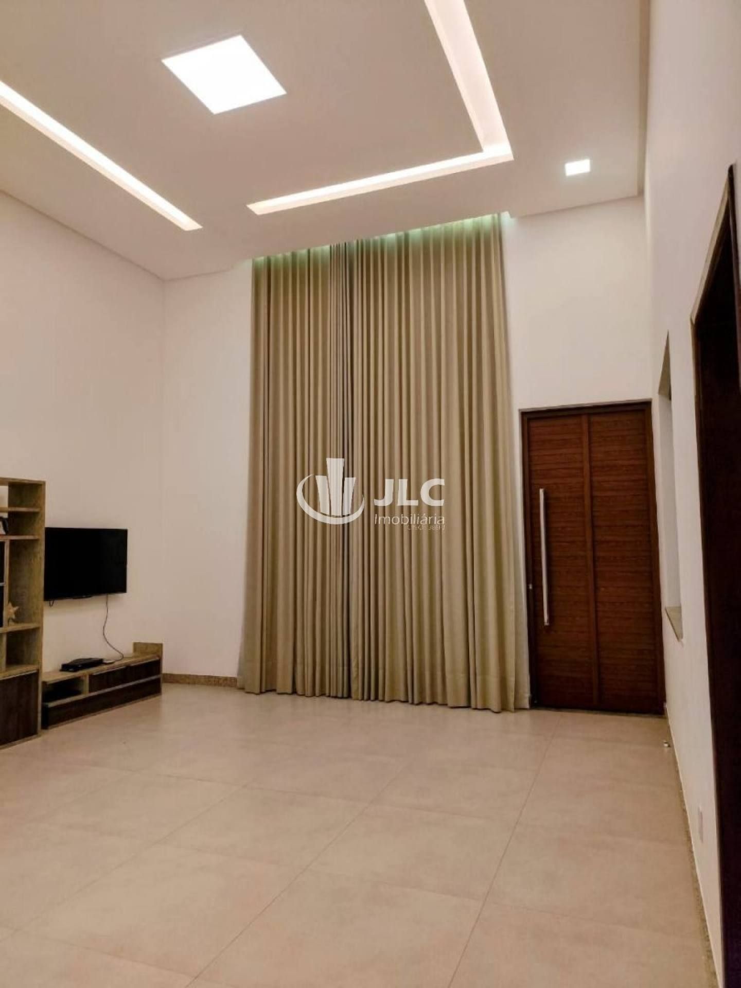 Casa para Vender no Condomínio Terras Alphaville 2 – Conforto e Sofisticação!