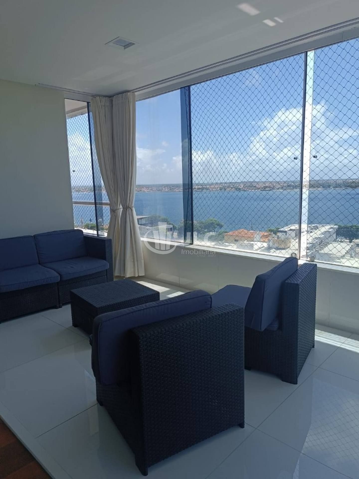 Apartamento no Condomínio Villa Borghese