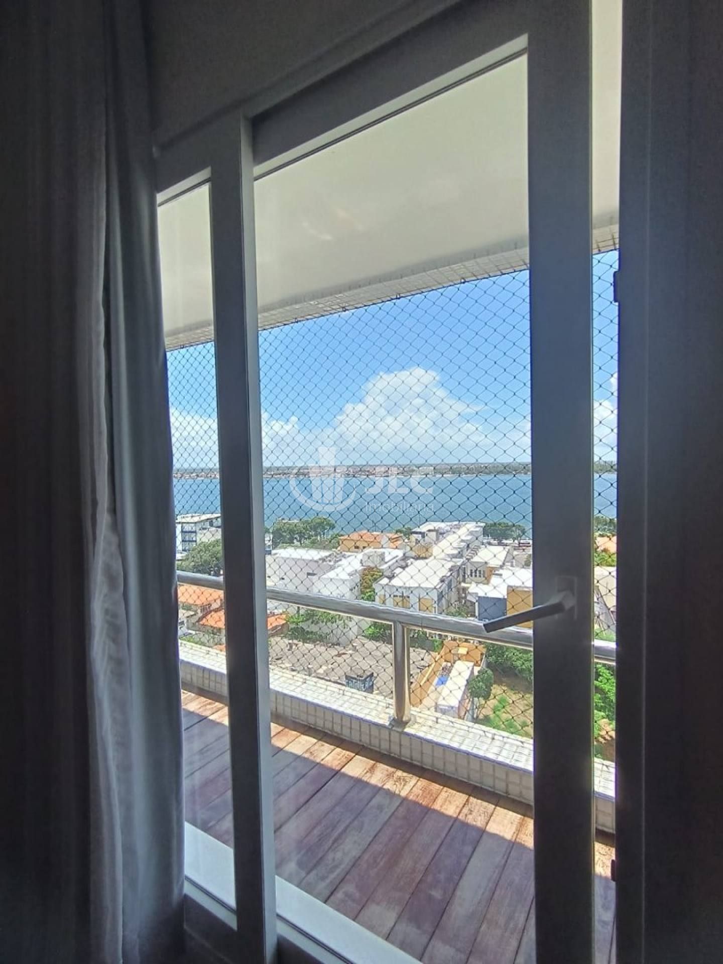 Apartamento no Condomínio Villa Borghese