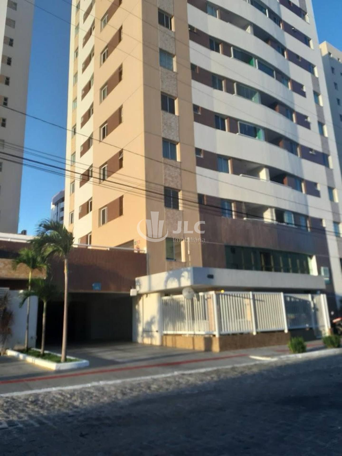 Apartamento à Venda no Condomínio Exclusive – Jabotiana