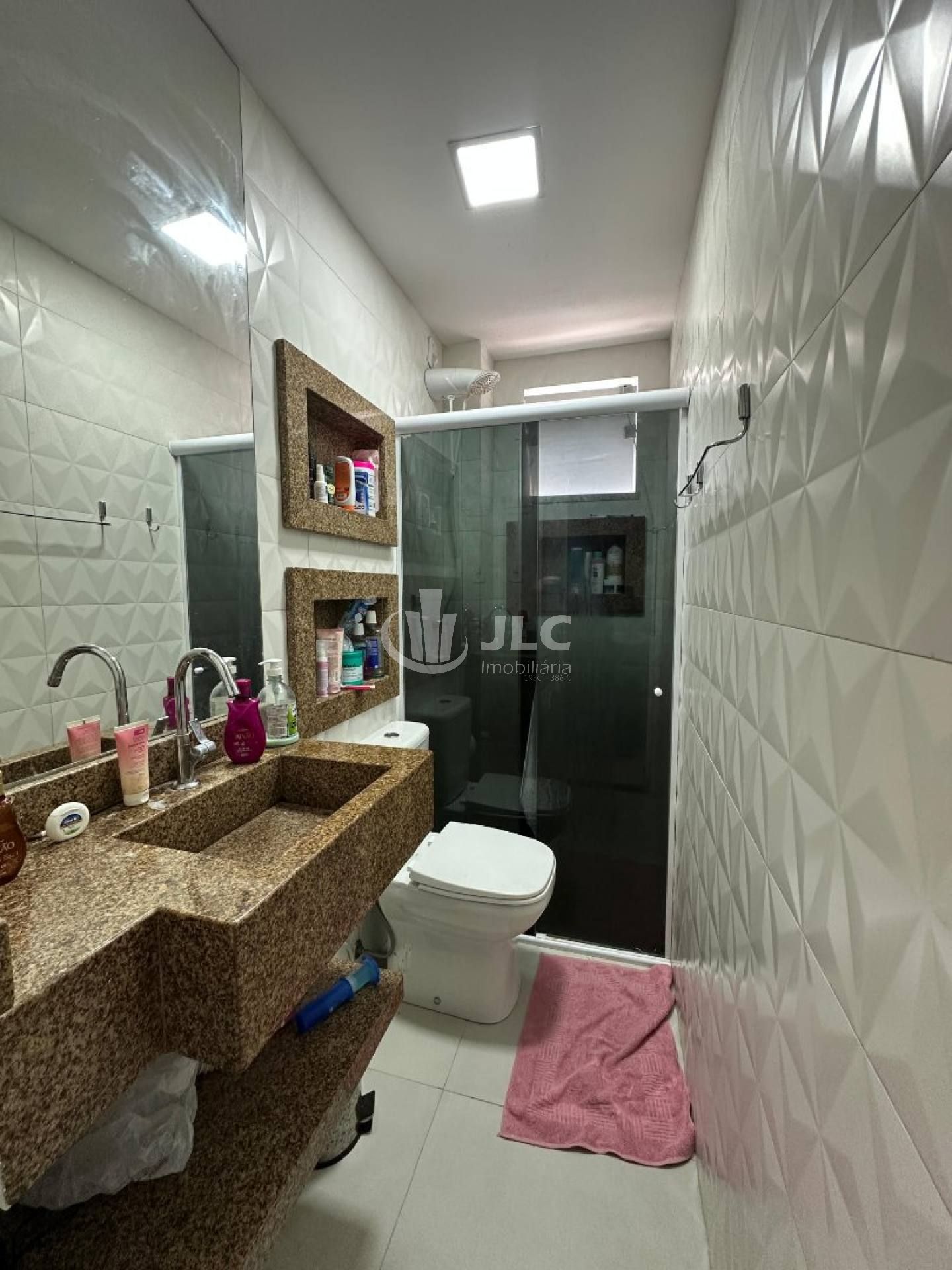 APARTAMENTO À VENDA – CONDOMÍNIO PADRE MELO, FAROLÂNDIA