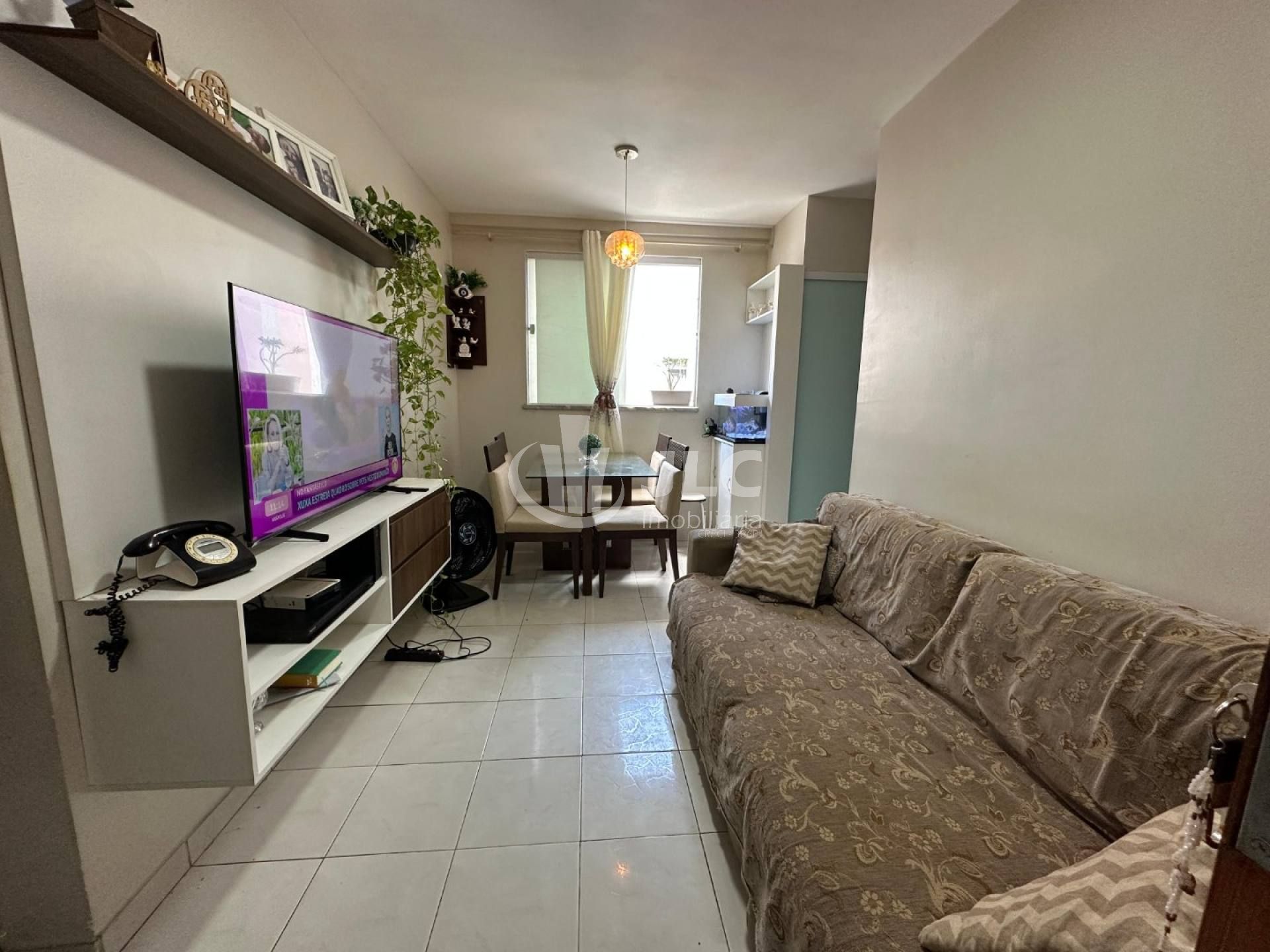 APARTAMENTO À VENDA – CONDOMÍNIO PADRE MELO, FAROLÂNDIA