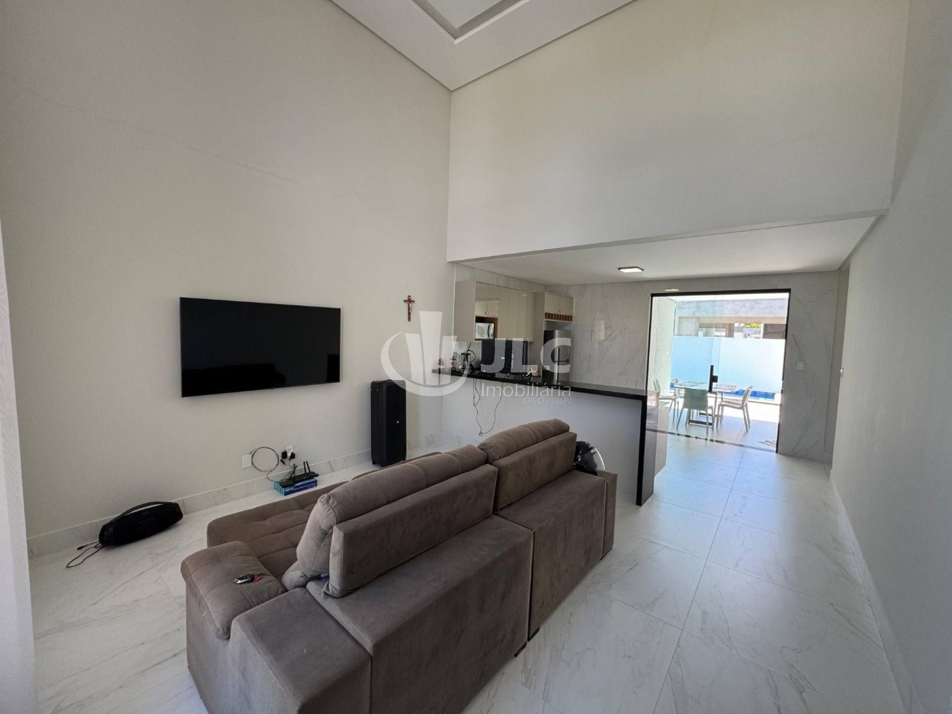 Excelente Casa à Venda no Condomínio Maluí Residence