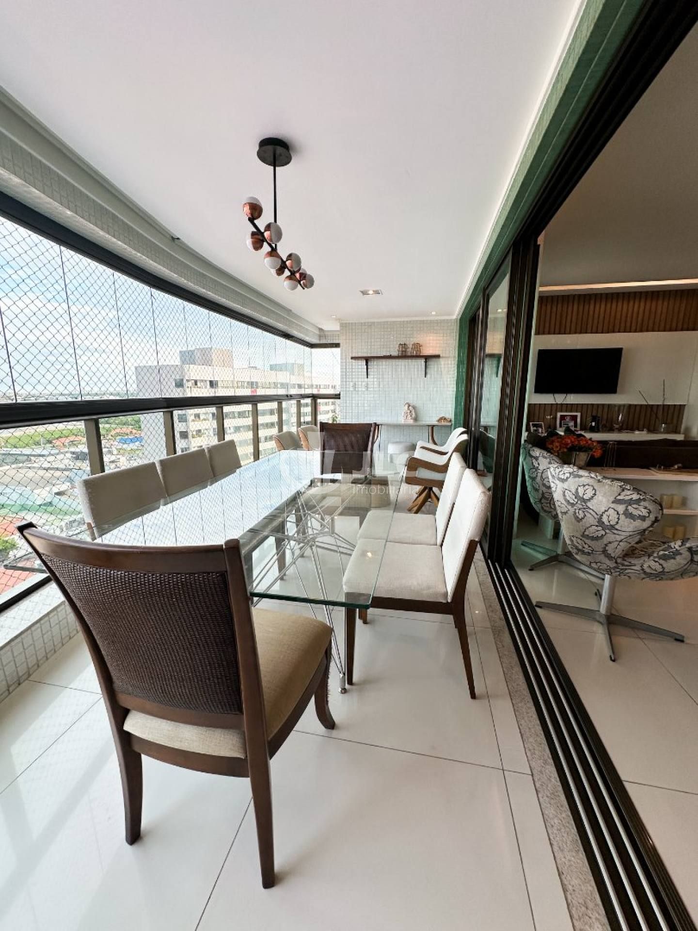 Apartamento à Venda no Poema Art Residence
