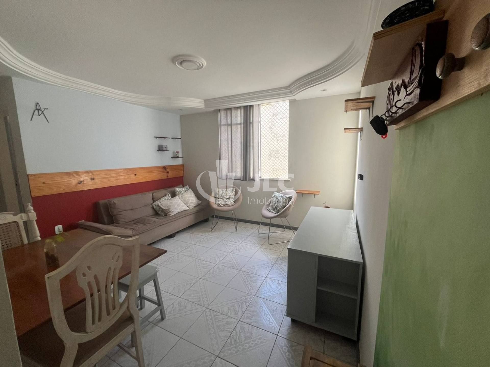 Apartamento semi mobiliado à venda no Condomínio Rosa dos Ventos