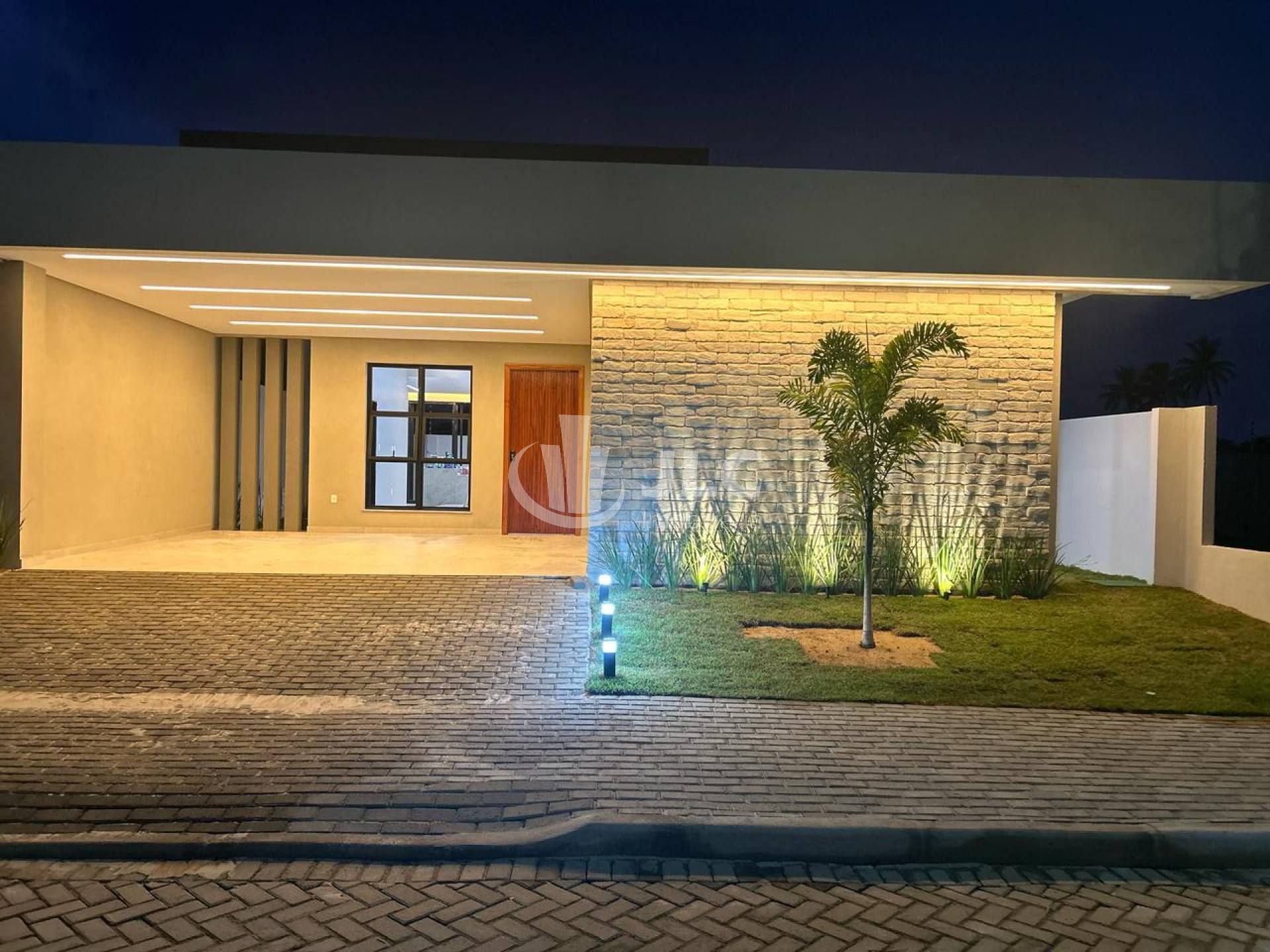 Casa de Alto Padrão no Malui Residence – Conforto e Estilo Perto do Mar!