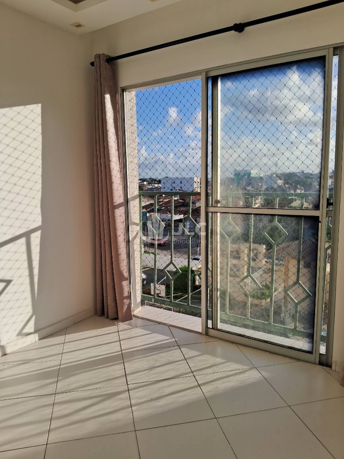 APARTAMENTO À VENDA – CONDOMÍNIO VILA POESIA