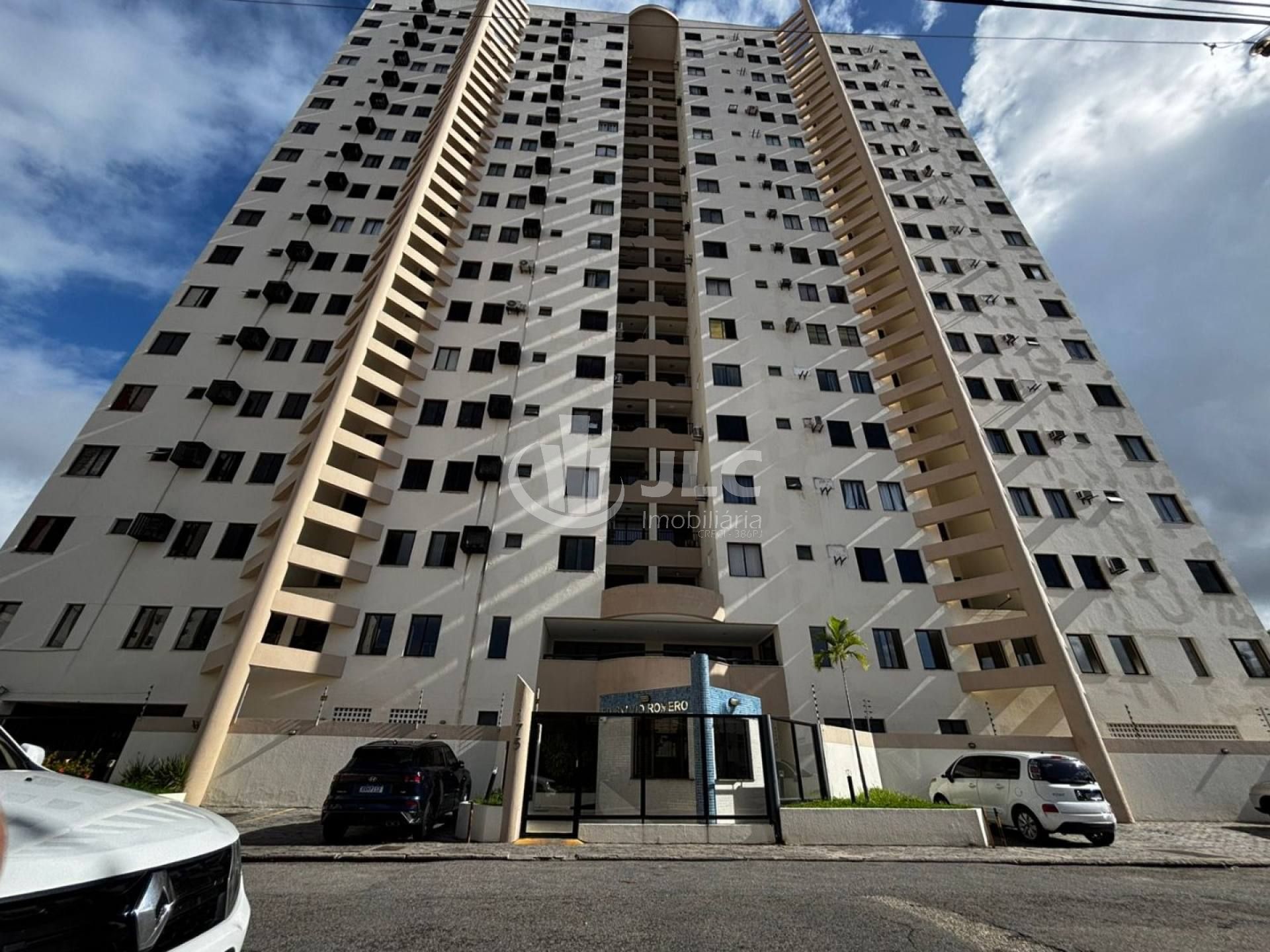 Apartamento para Venda no Condomínio Silvio Romero
