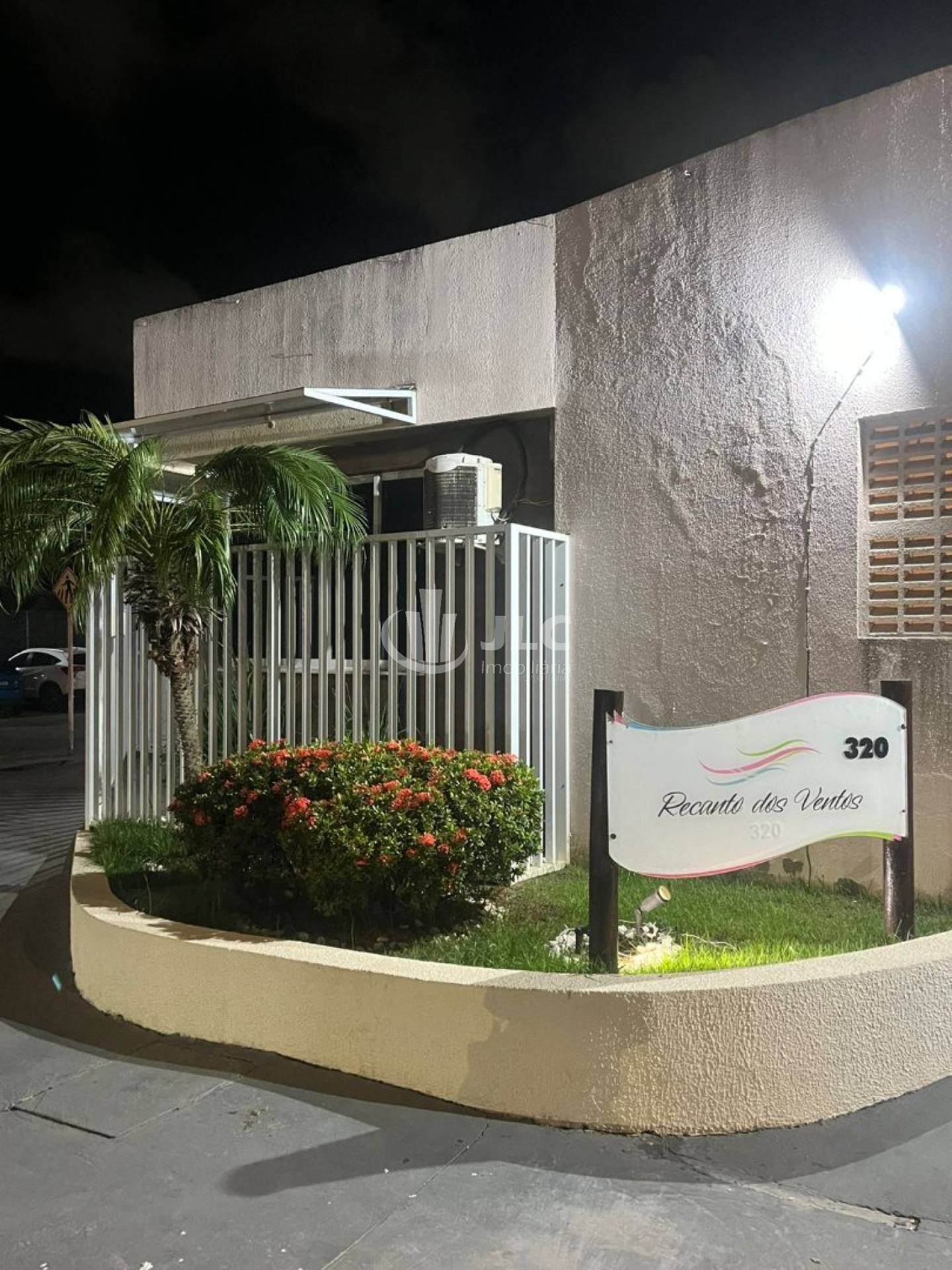Apartamento à Venda no Condomínio Recanto dos Ventos- Jabotiana