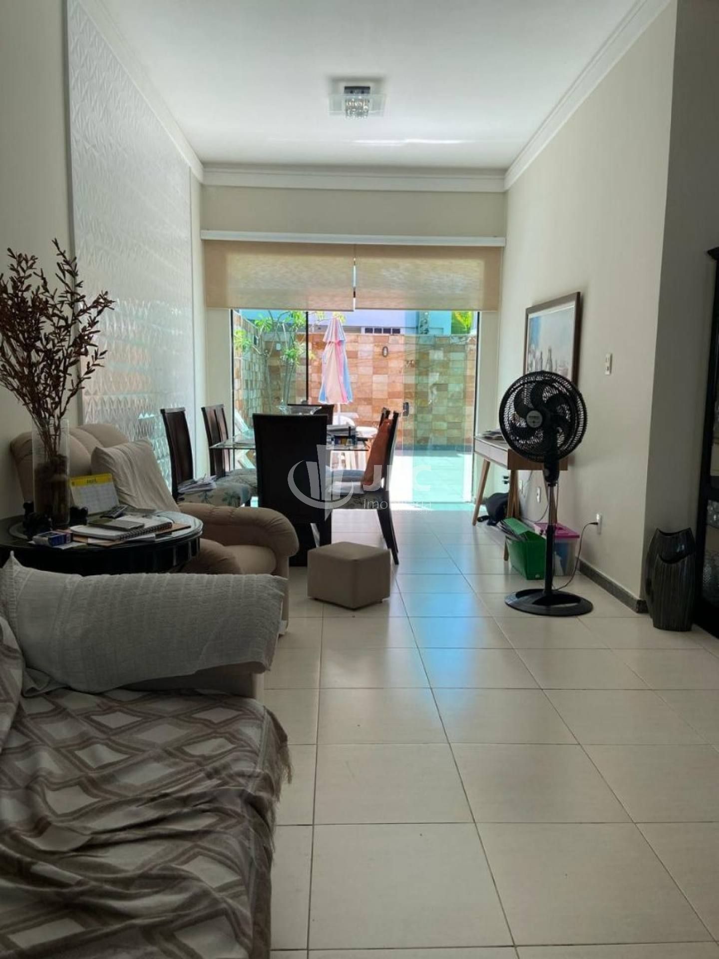 Excelente Casa à Venda no Condomínio Rota do Sol – Aruana