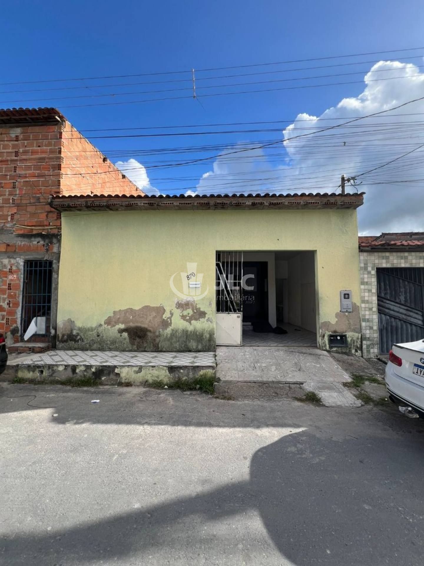 CASA À VENDA CONJUNTO JOÃO ALVES
