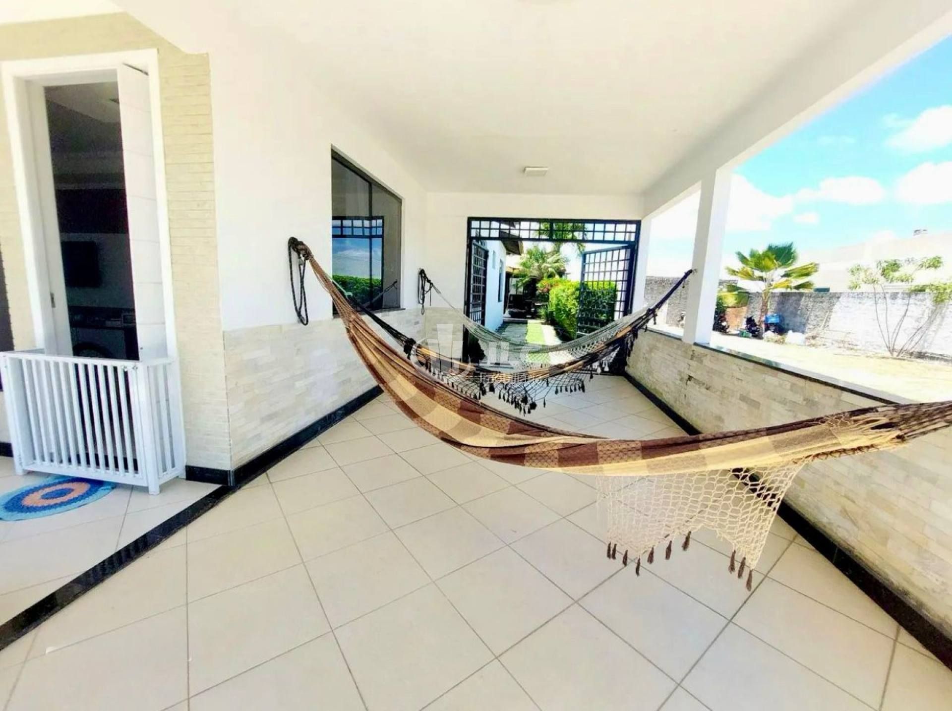 CASA À VENDA -CONDOMÍNIO COSTA MARINA