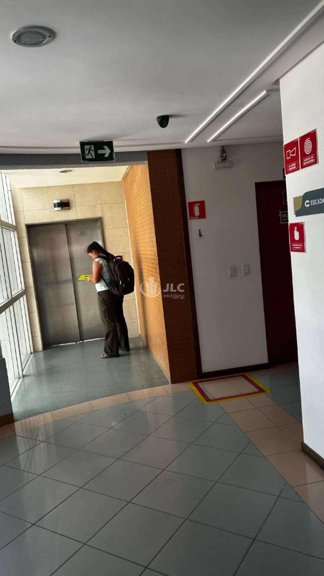 Sala Comercial à Venda – Centro Médico José Augusto Barreto