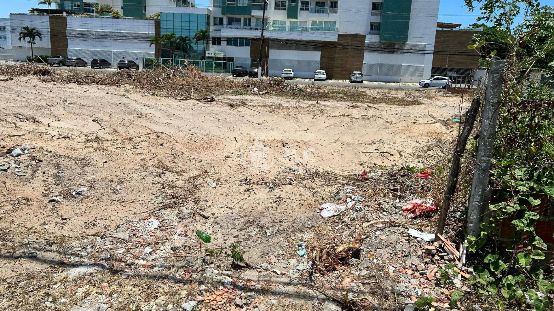 LOTE À VENDA NA ATALAIA – EXCELENTE LOCALIZAÇÃO!