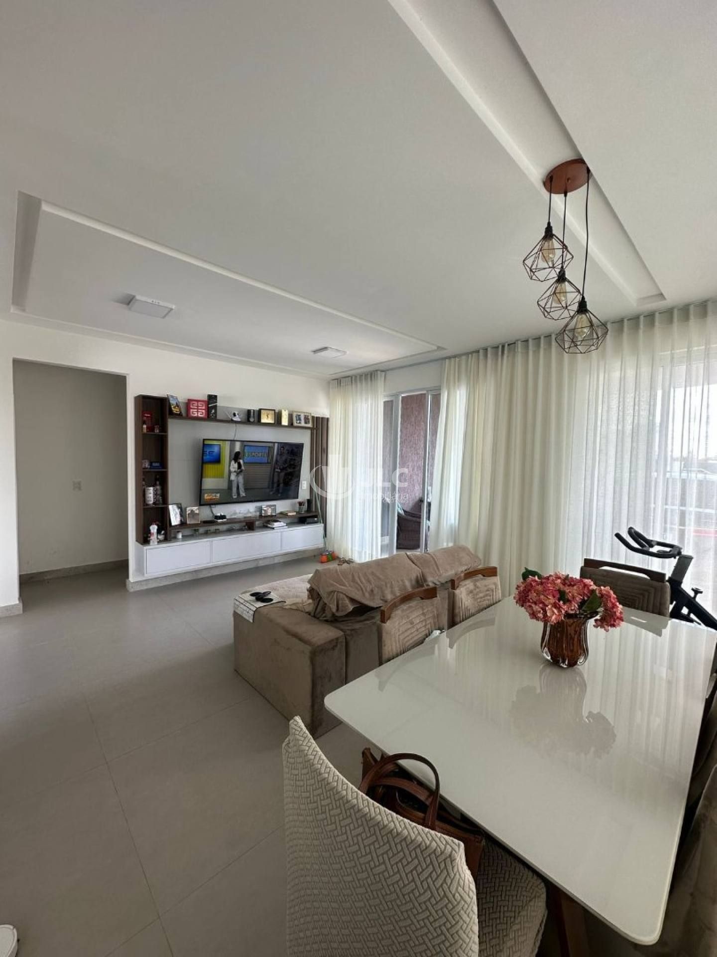EXCELENTE CASA À VENDA NO MALUÍ RESIDENCE