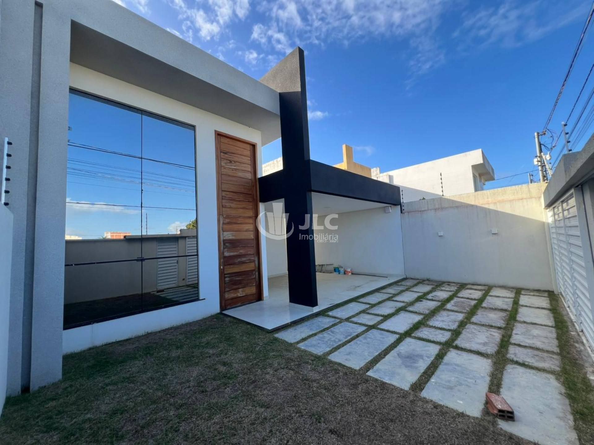 Casa à Venda – Bairro Aruana