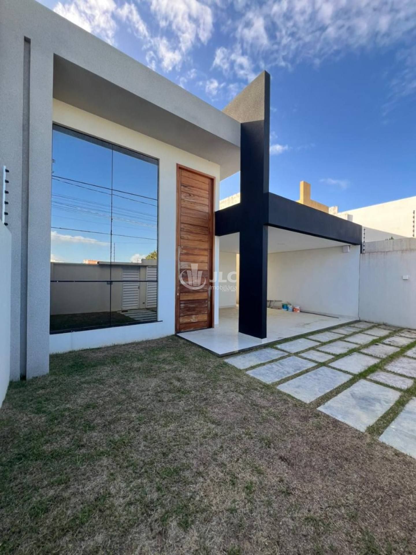 Casa à Venda – Bairro Aruana