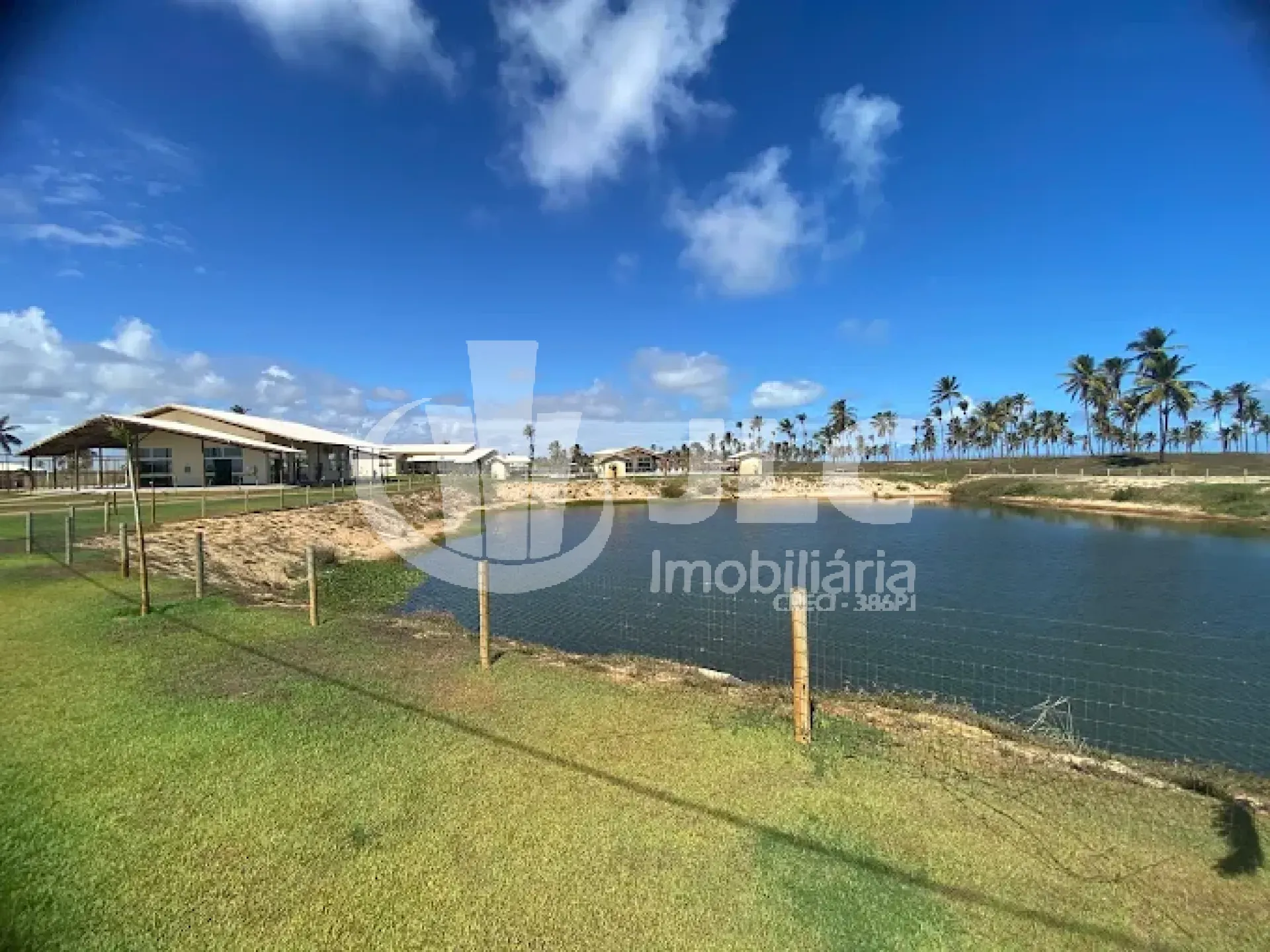 Lote no Condomínio Mares do Maluí Residence