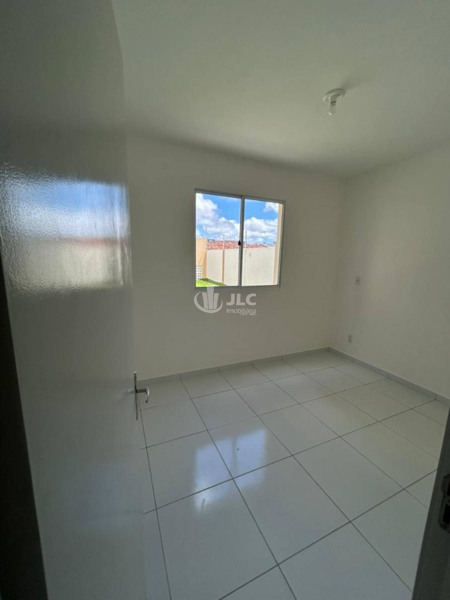 Apartamento para locação - Condomínio Parque das Cores