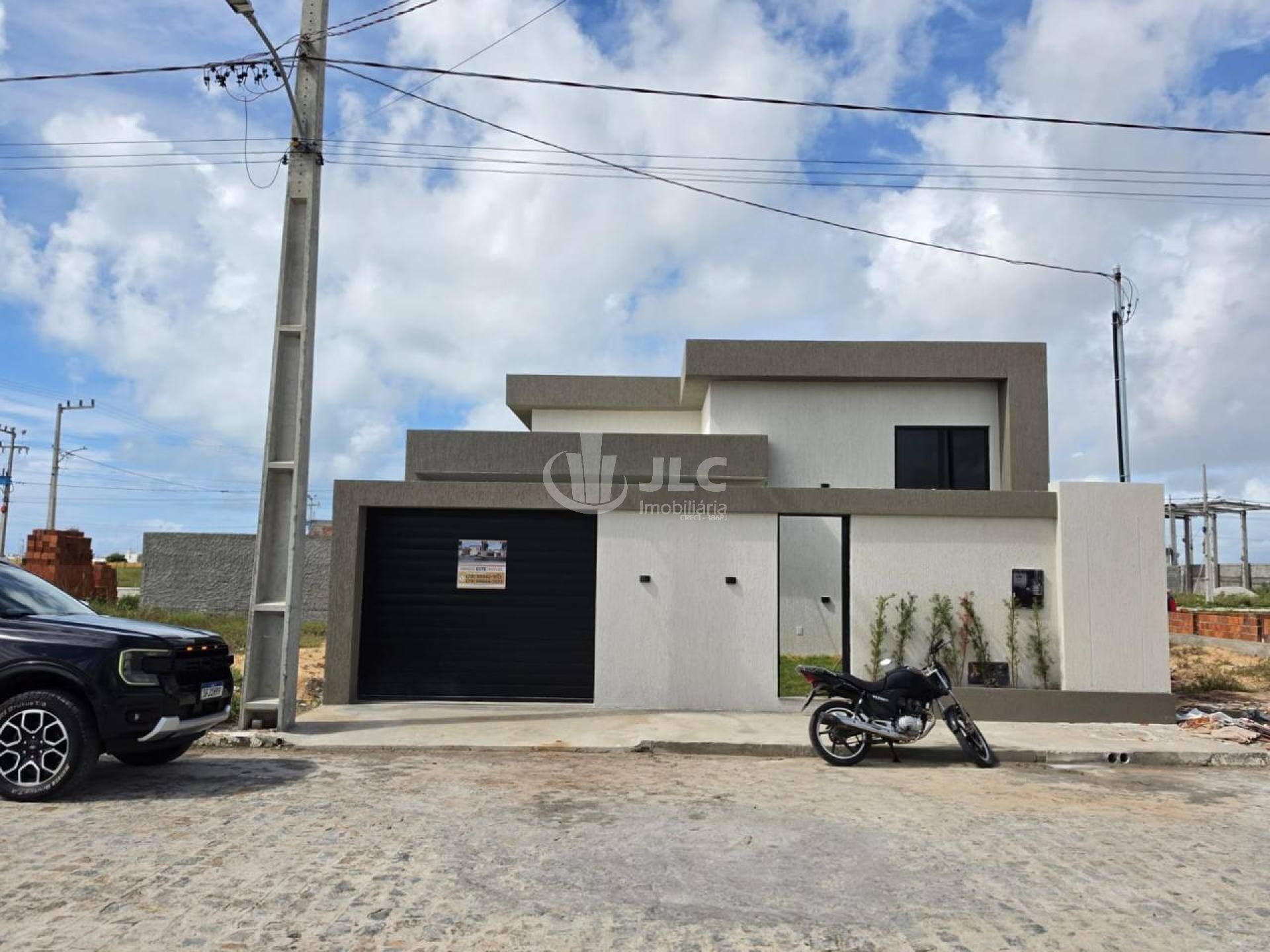Excelente Casa à Venda no Luar da Barra