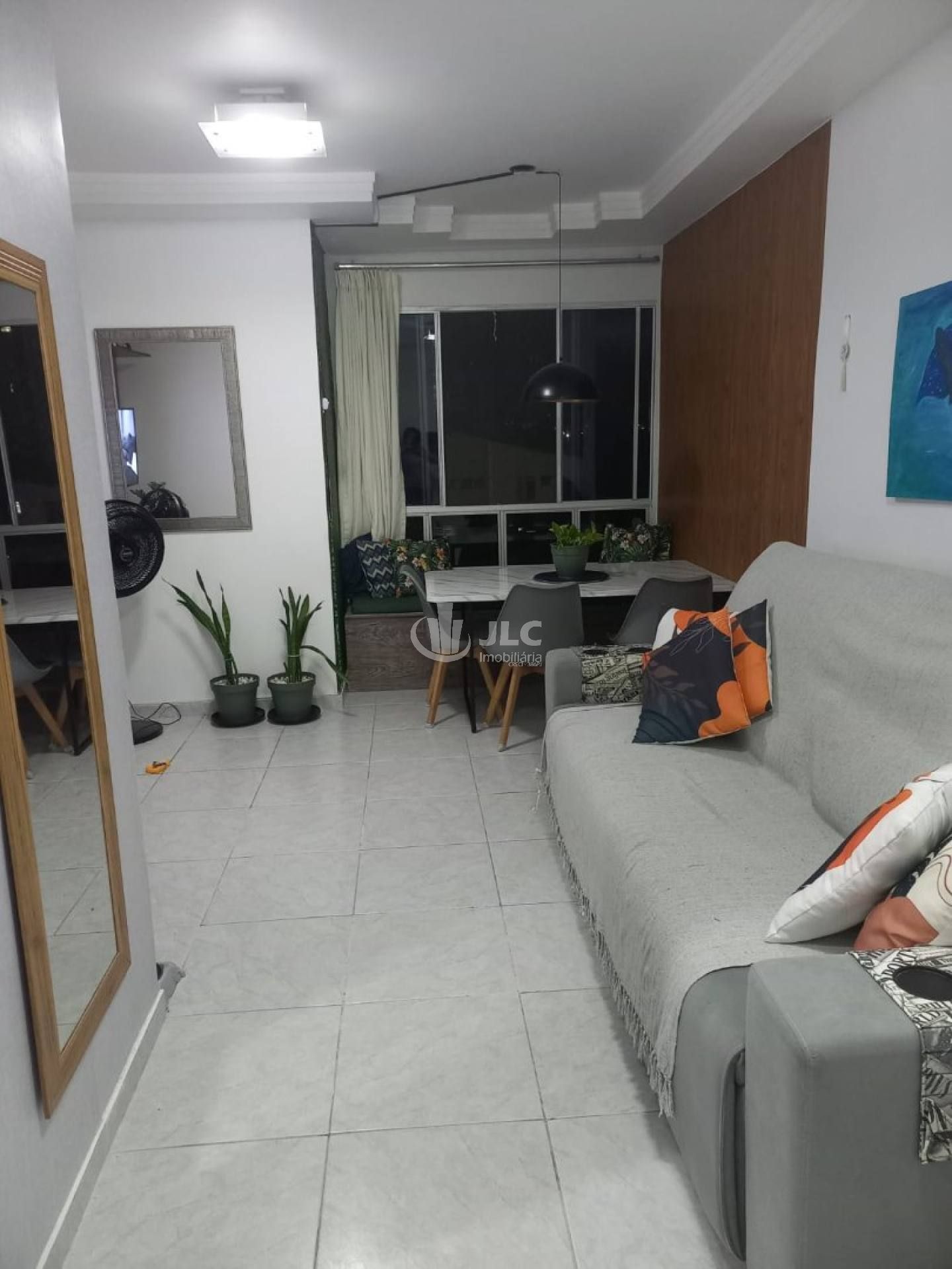 Apartamento à Venda no Condomínio Vitória Régia