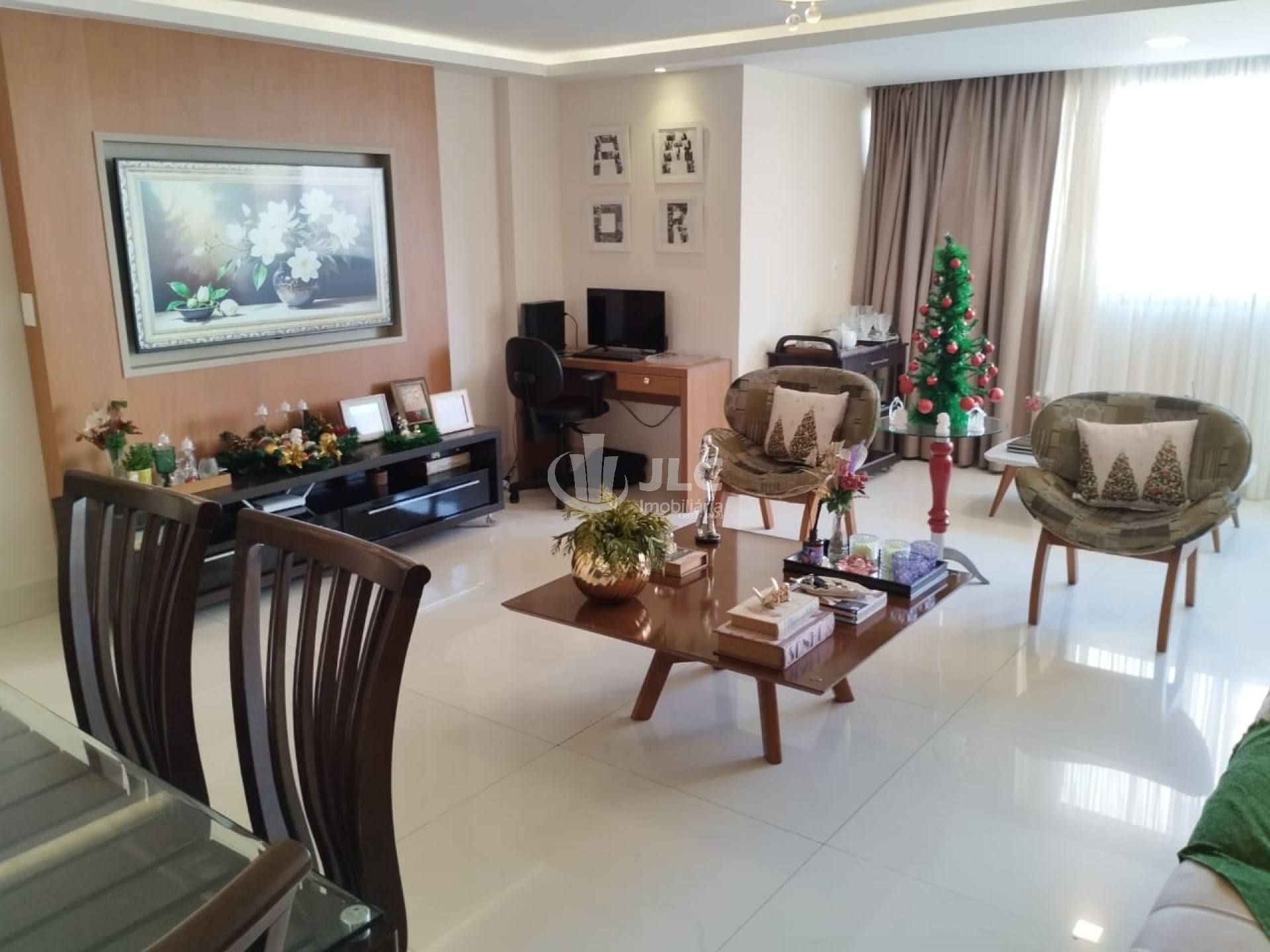 Apartamento à Venda no Condomínio Vista do Atlântico – Próximo à Praia de Atalaia