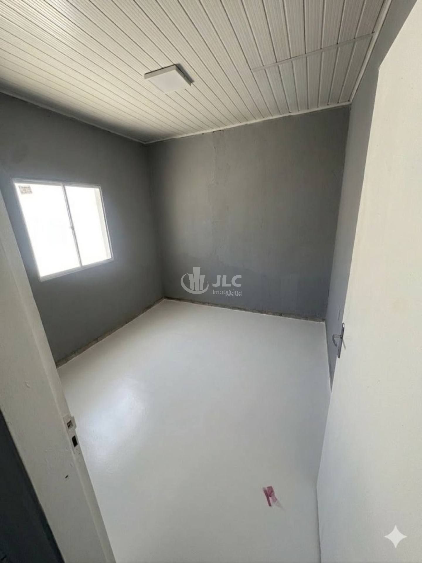 Casa à Venda – Conjunto João Alves