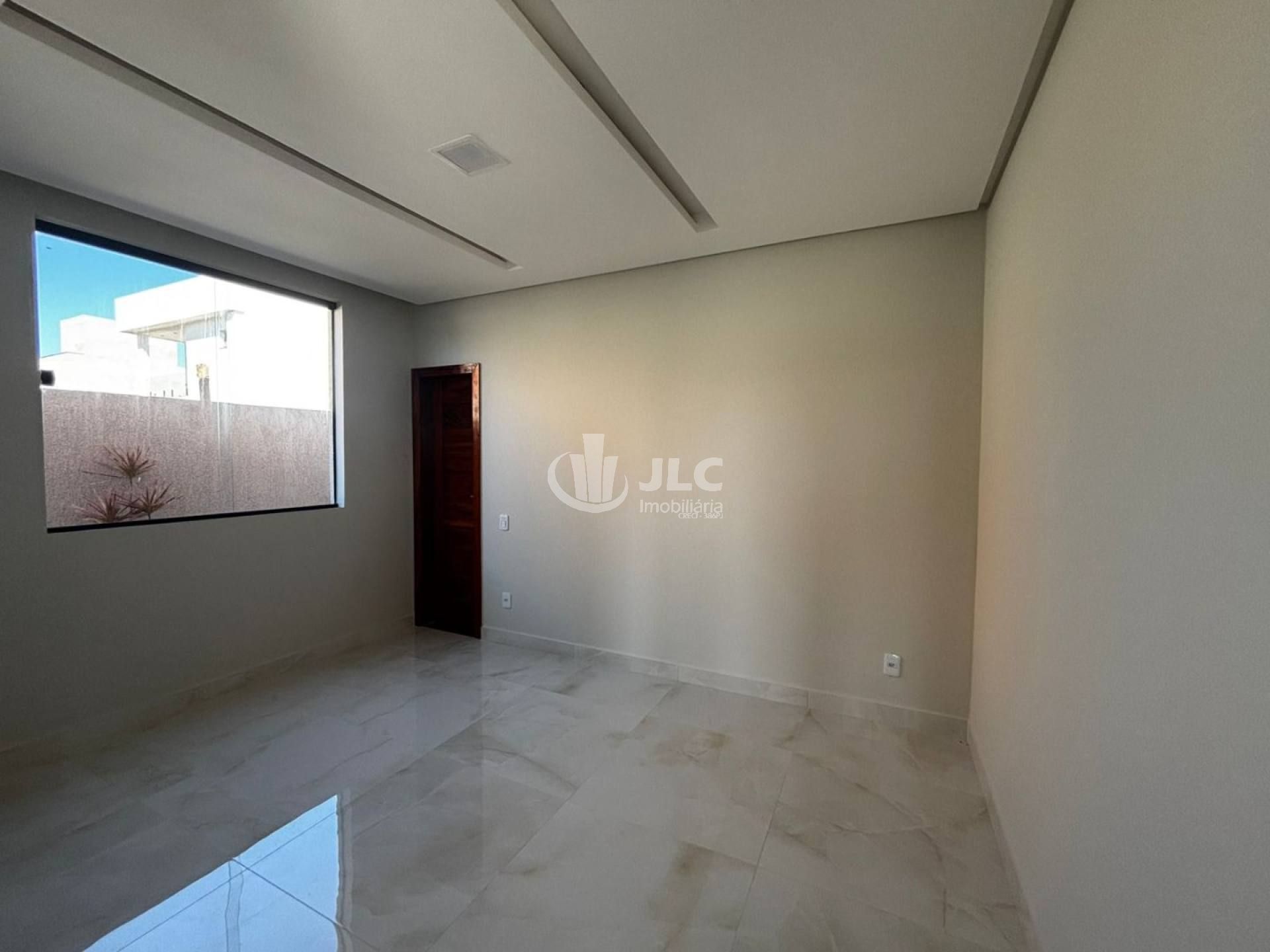 Excelente Casa à Venda - Condomínio Villaredo Barra