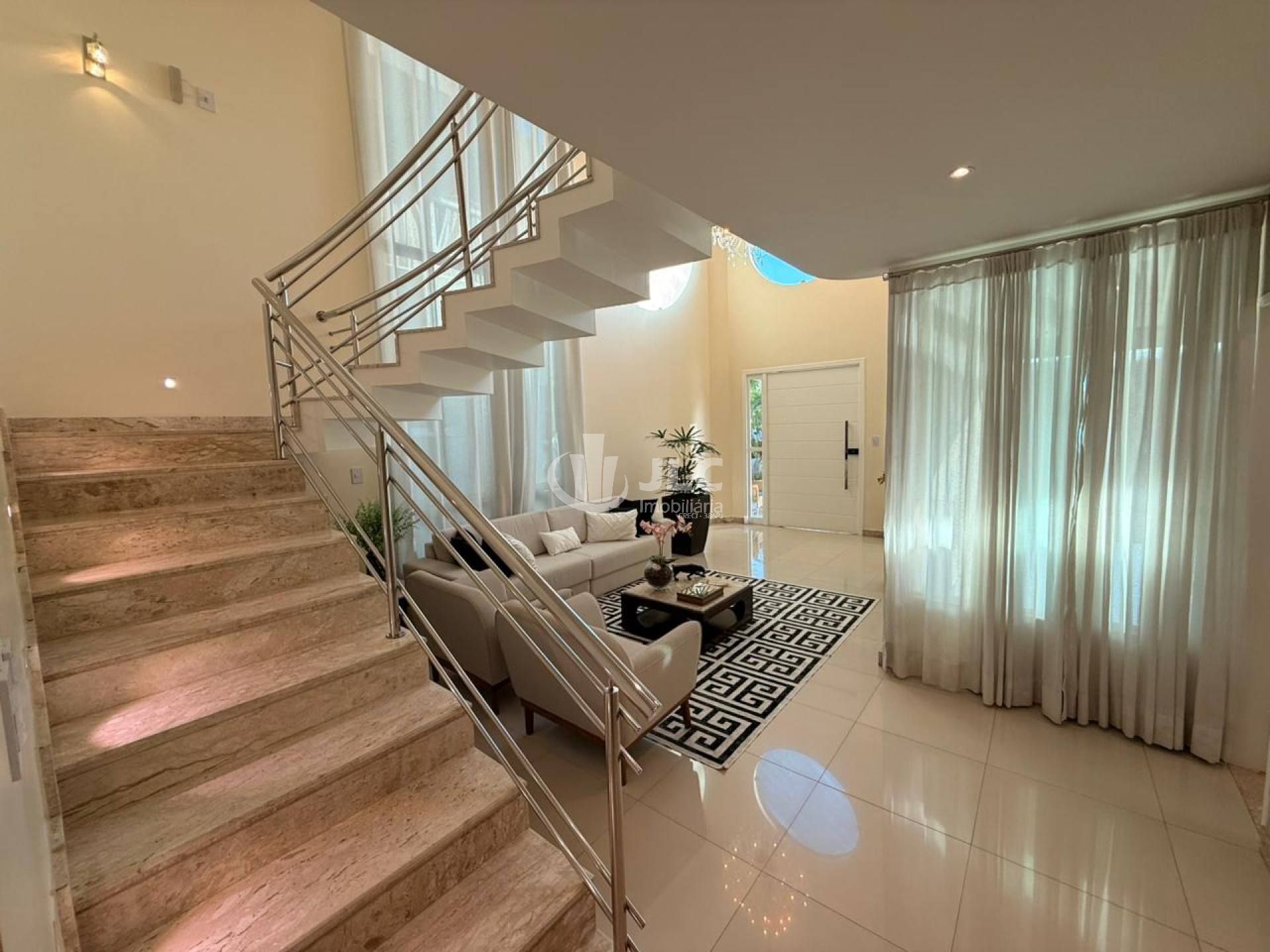 CASA ALTO PADRÃO - CONDOMÍNIO RAVINES