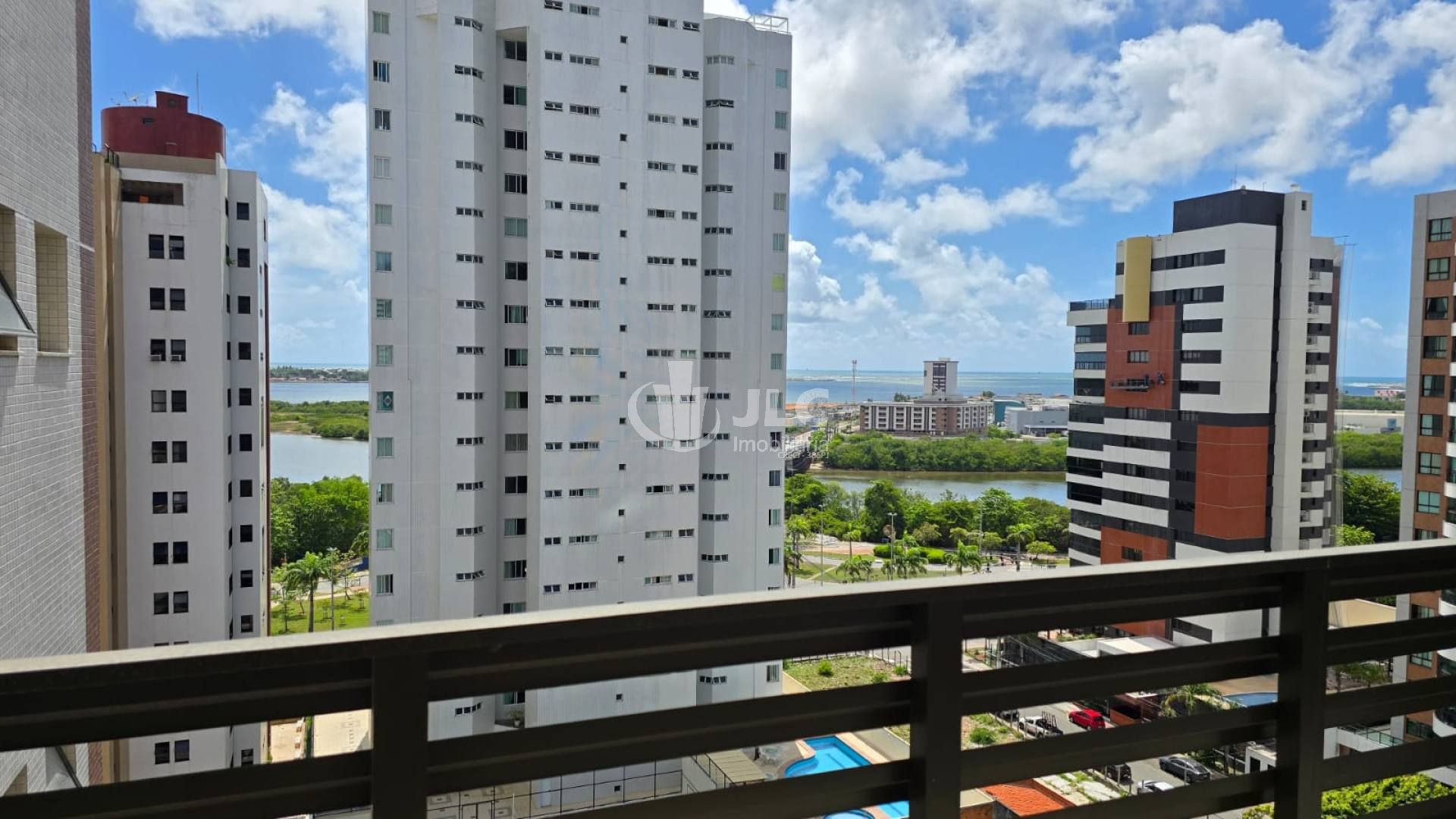 APARTAMENTO À VENDA – CONDOMÍNIO VITTORIO EMANUELLE