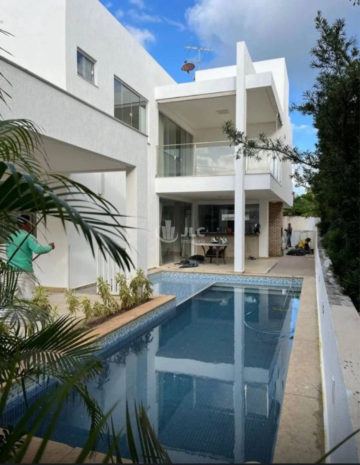 Casa de Alto Padrão Para locação- bairro Aruana