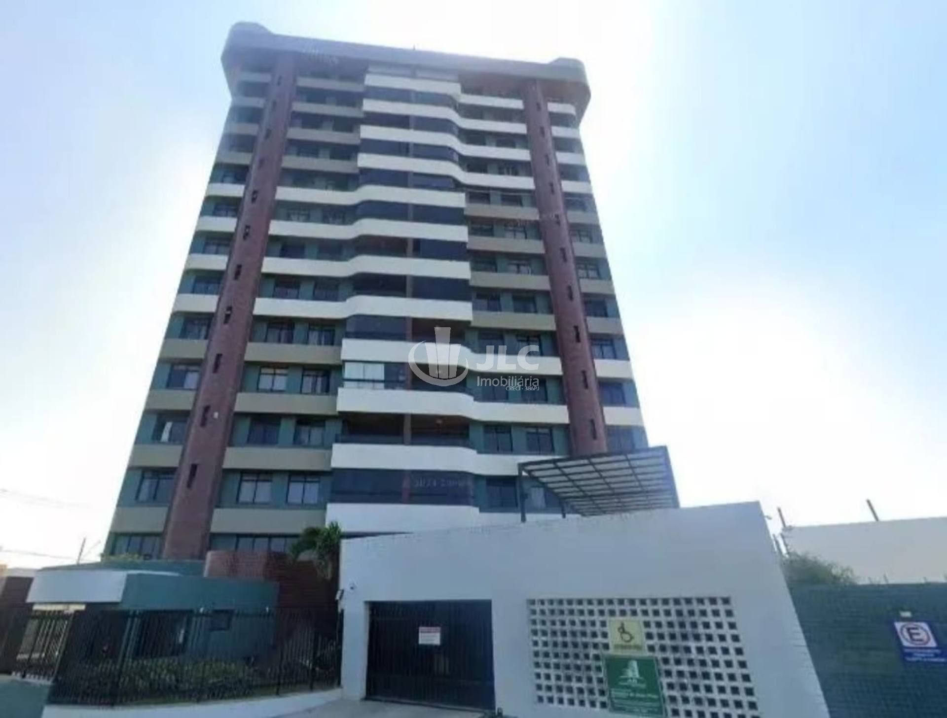 Mansão Eduardo Fonseca – Sofisticação e Conforto em Cada Detalhe