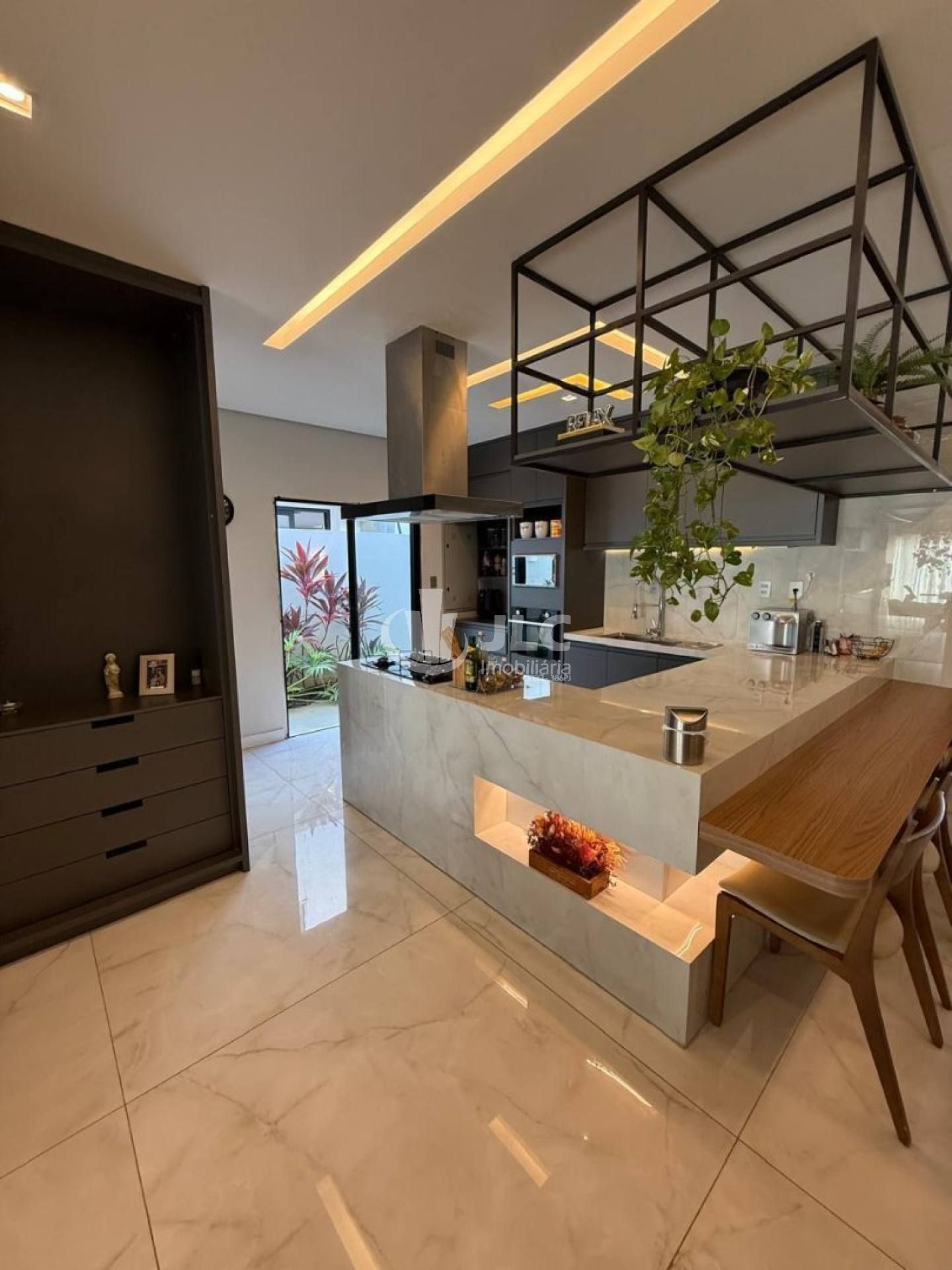 Casa à Venda – Condomínio Atlantic Blue