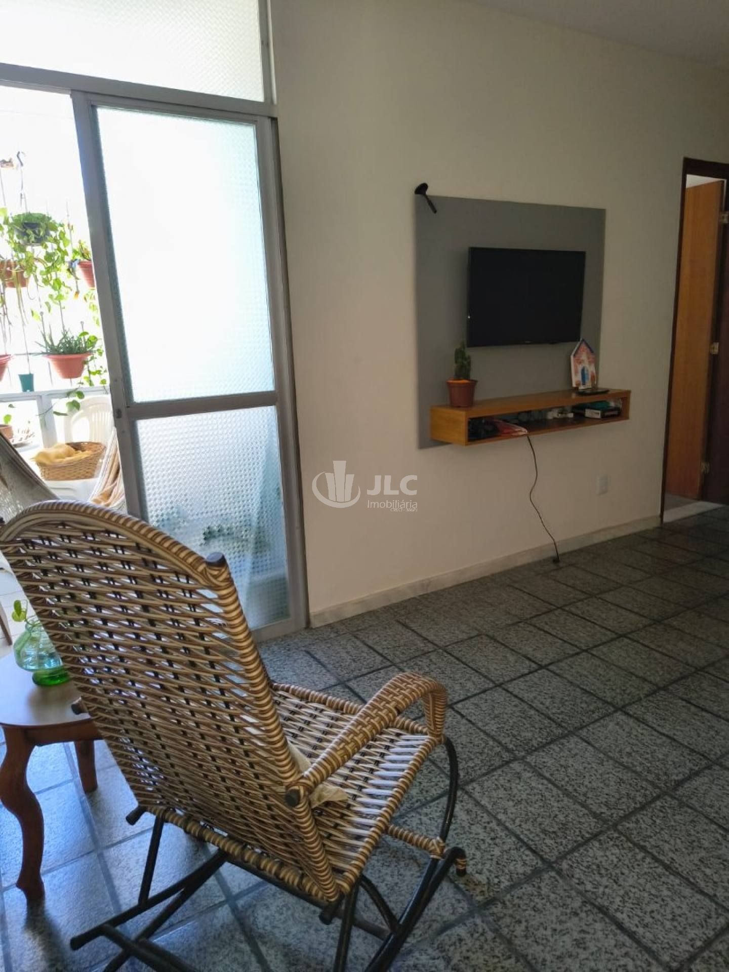 COND. AMINTHAS GARCEZ - SUISSA