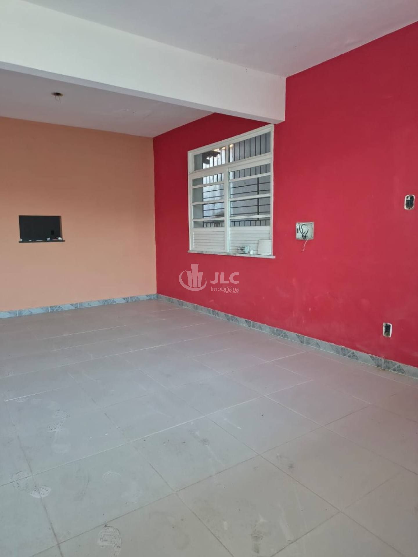 Casa comercial na 13 de Julho