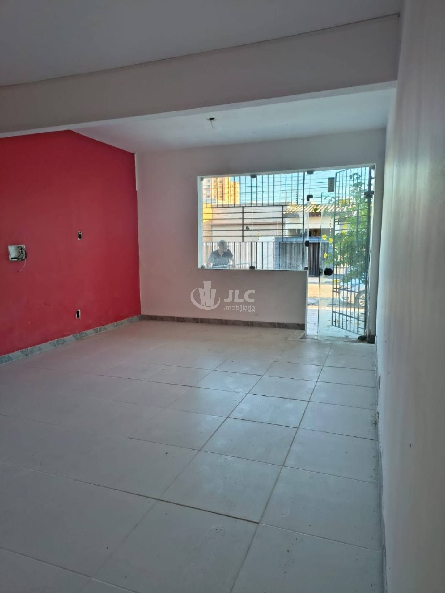 Casa comercial na 13 de Julho
