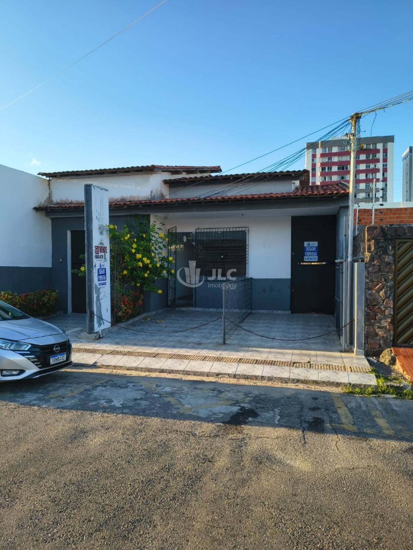 Casa comercial na 13 de Julho