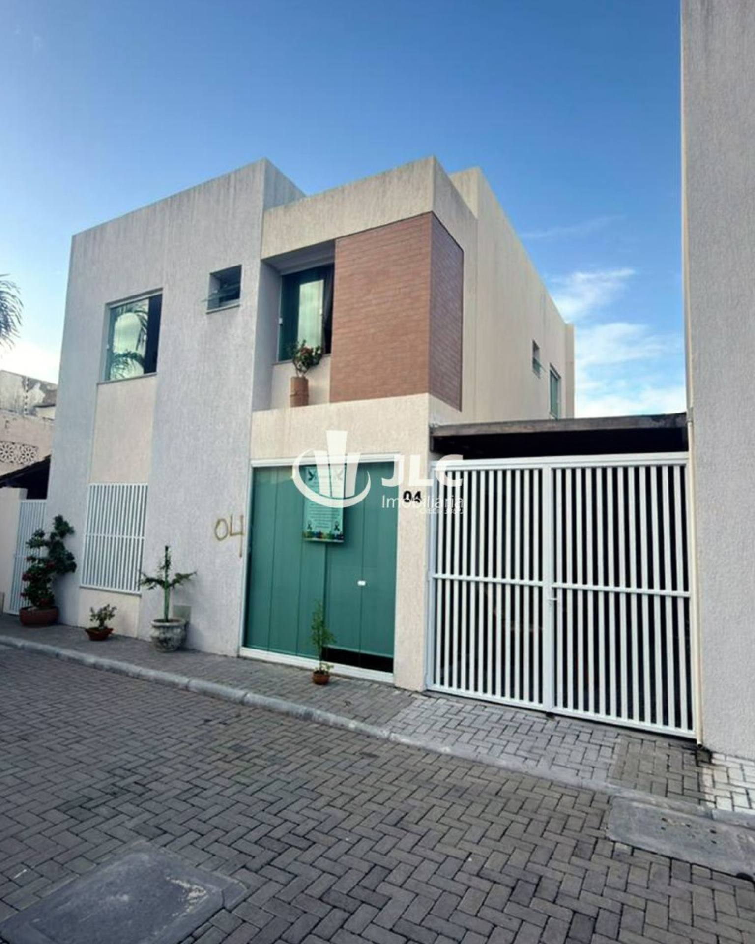 Casa no Condomínio Maria de Lourdes