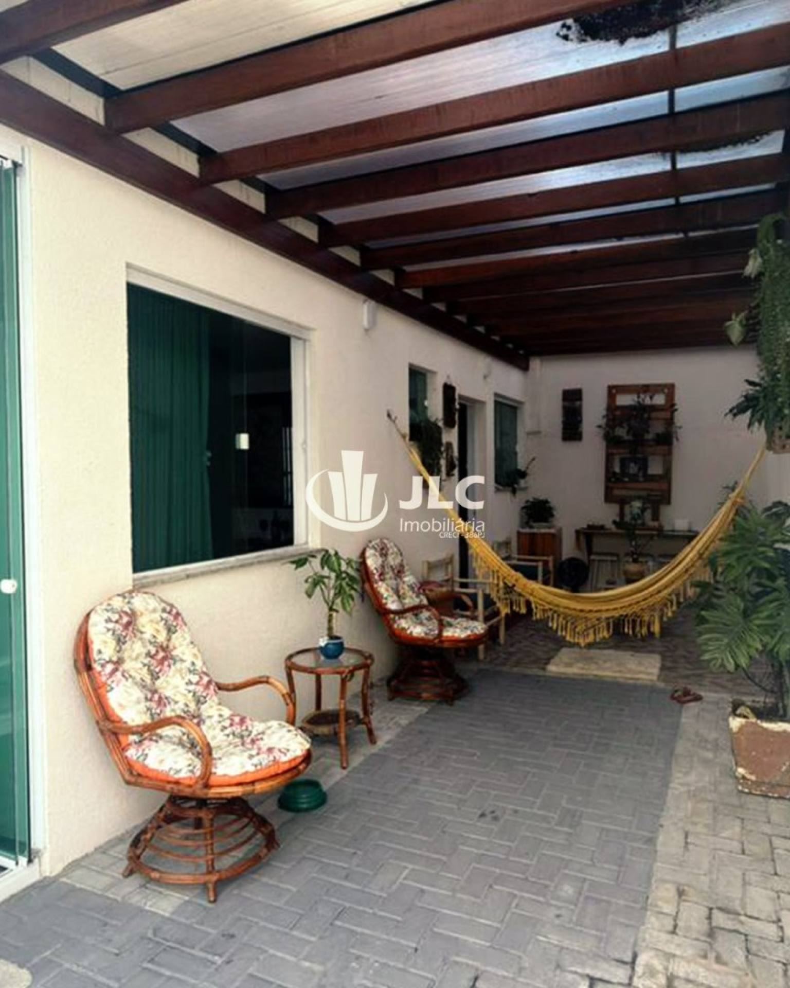 Casa no Condomínio Maria de Lourdes