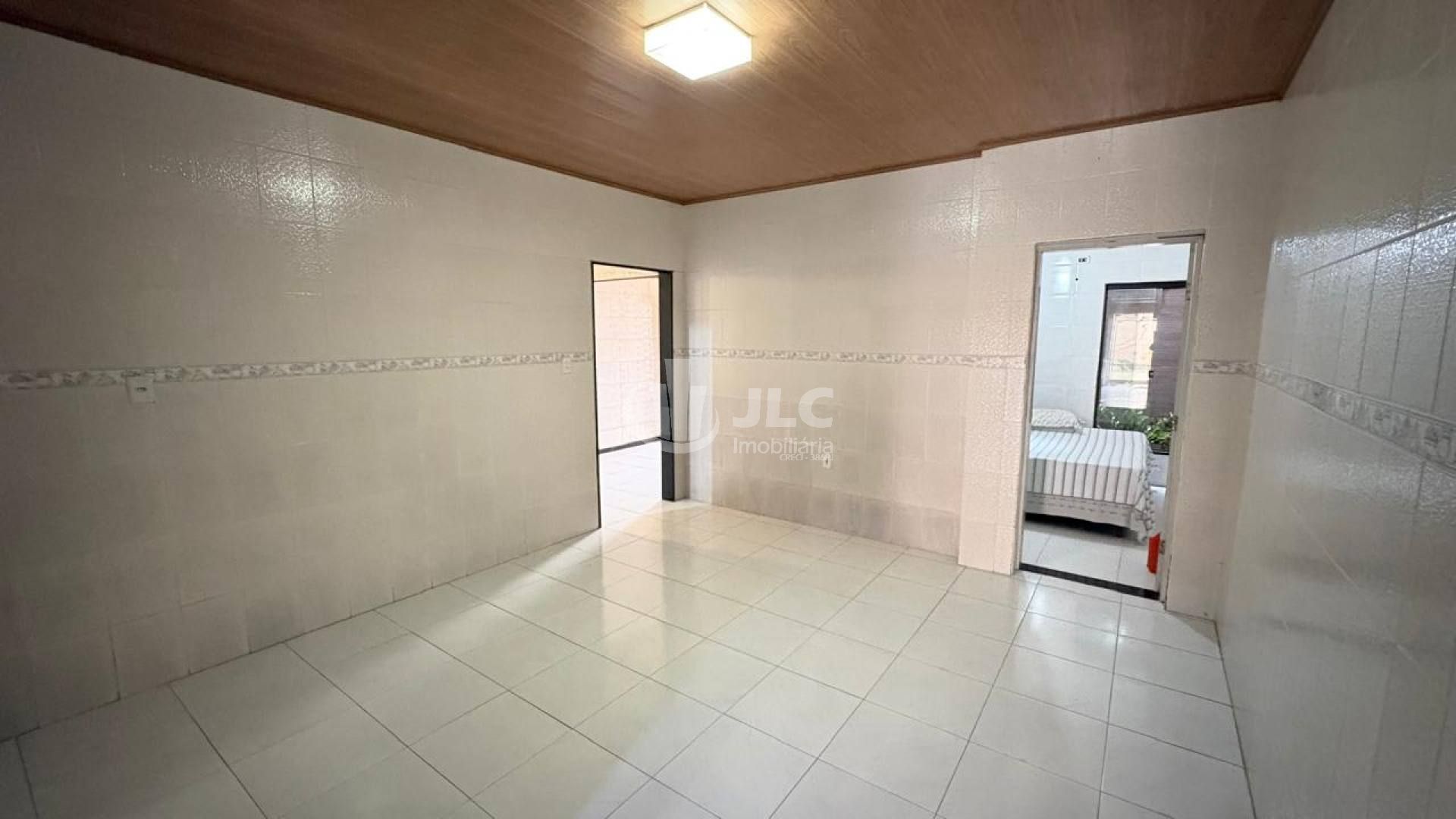 Casa na 13 de julho