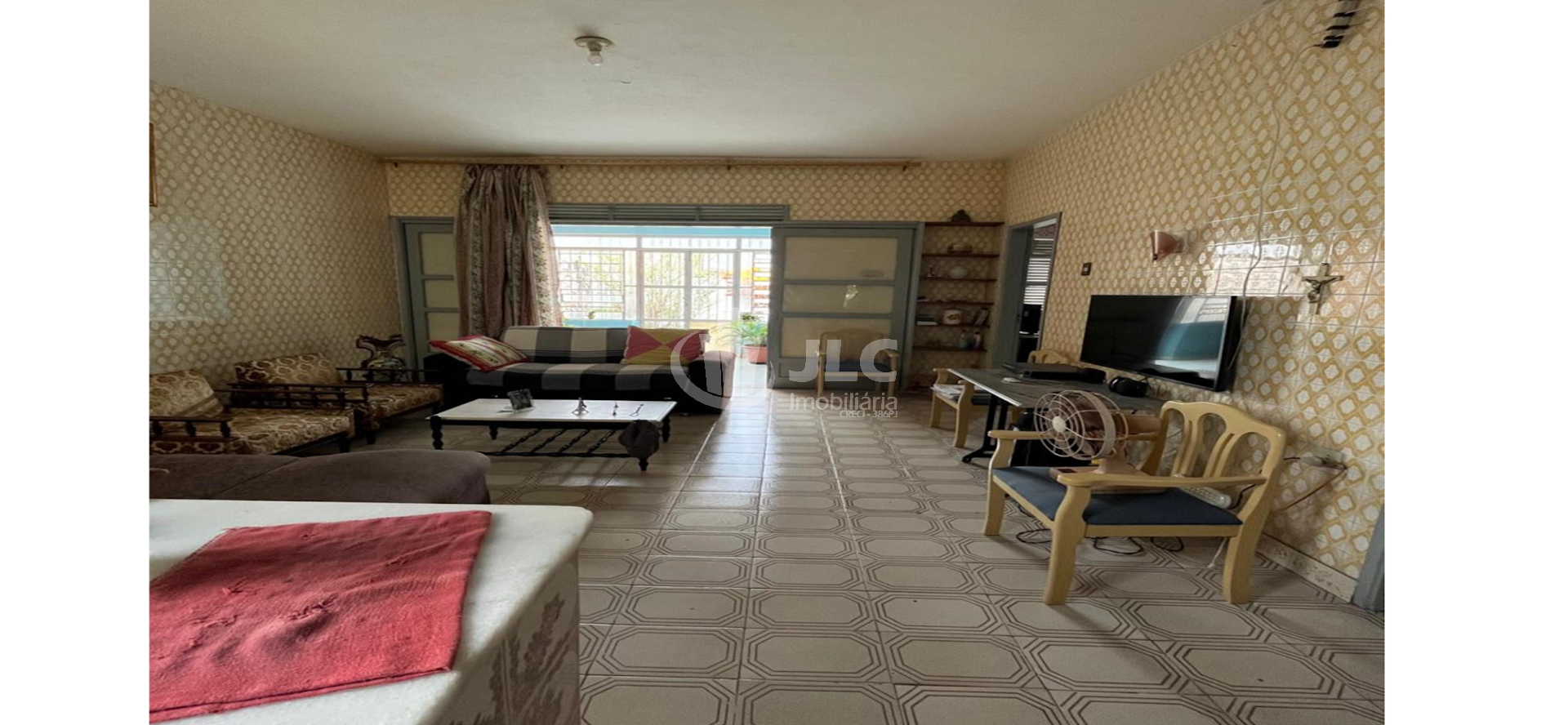 CASA NO GETÚLIO VARGAS