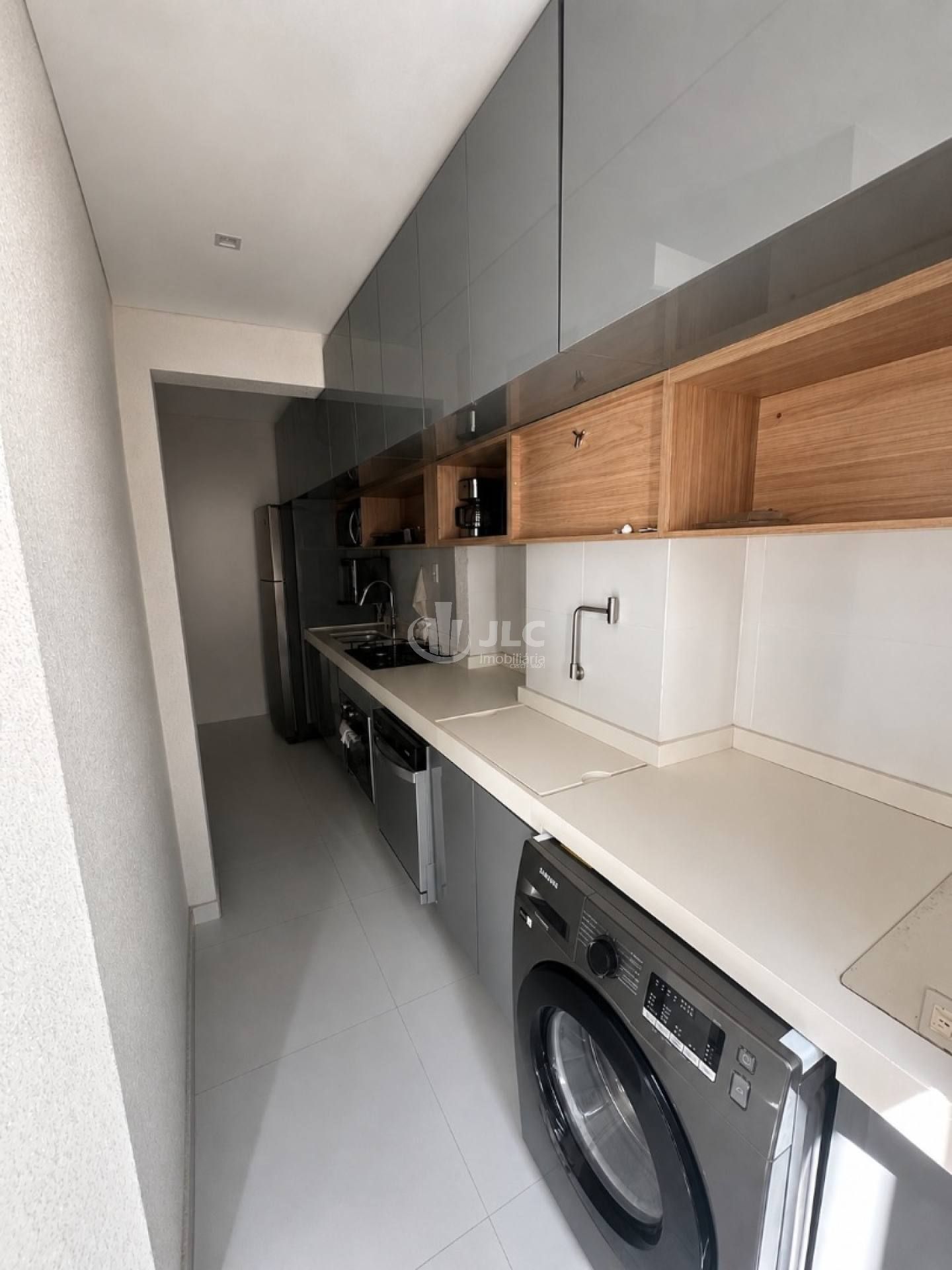 Apartamento no Condomínio Jardim Serigy MOBILIADO