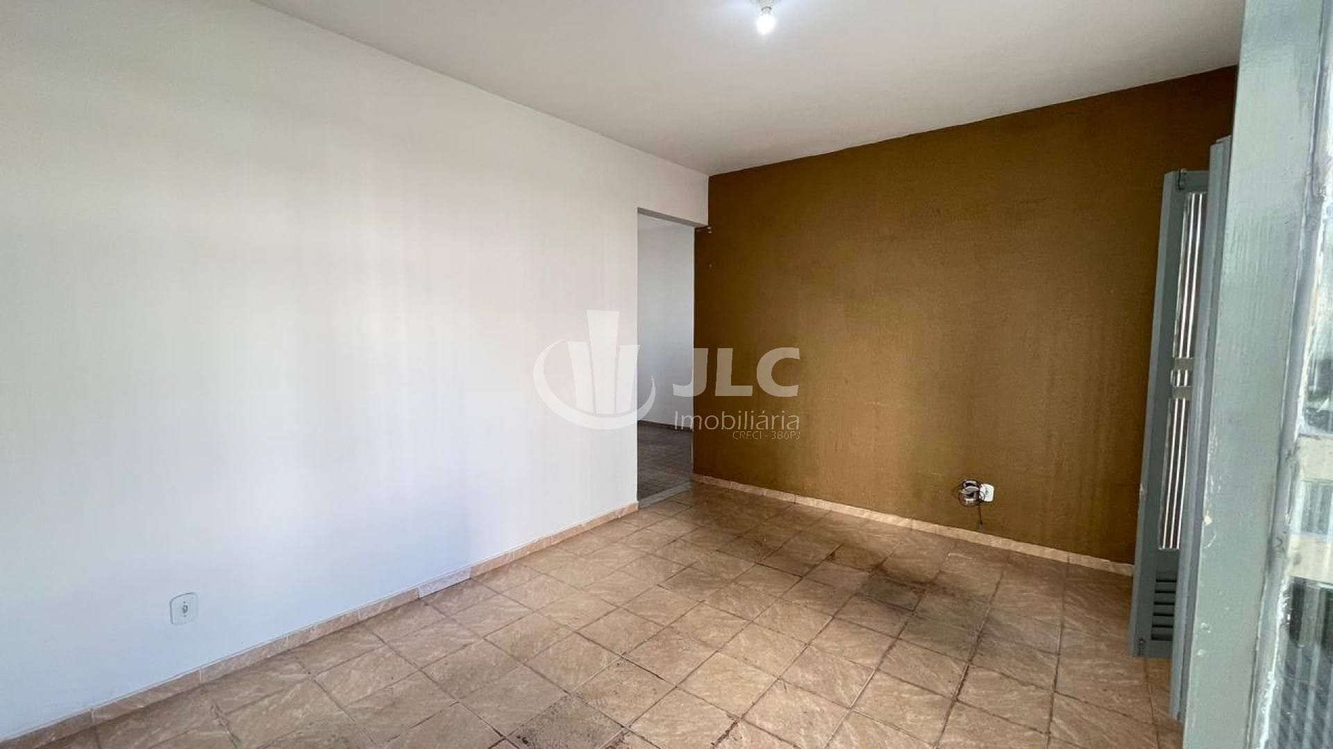 JLC Imobiliária aluga casa no Bairro Luzia