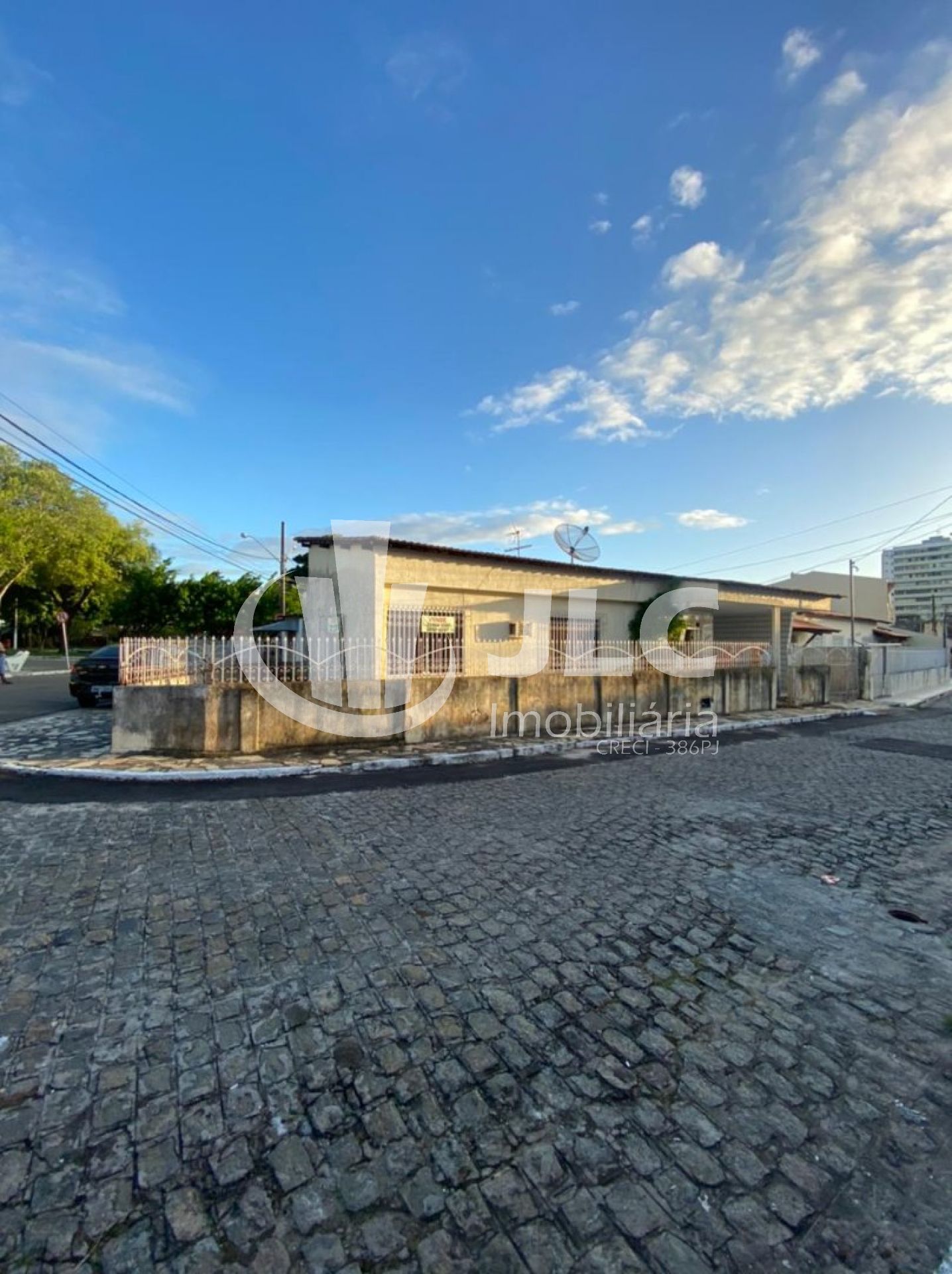 Casa/terreno no Grageru