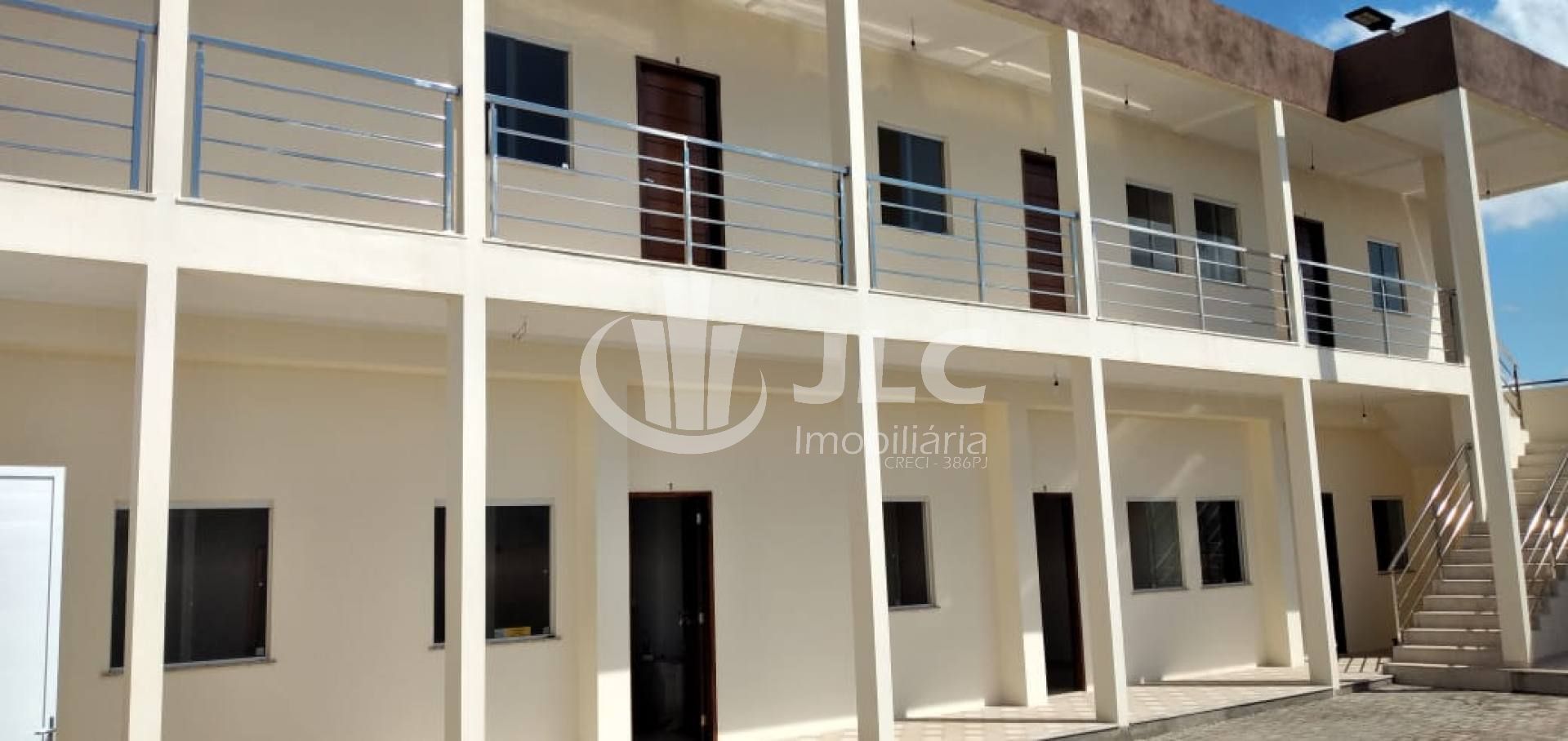 CASA  EM NOSSA SENHORA DA GLÓRIA (005)