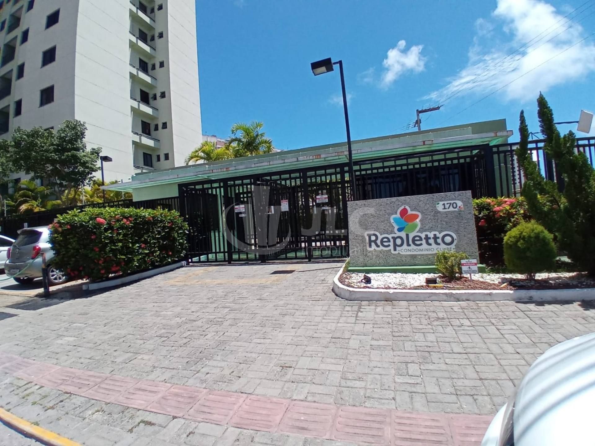 Repletto Condomínio Clube